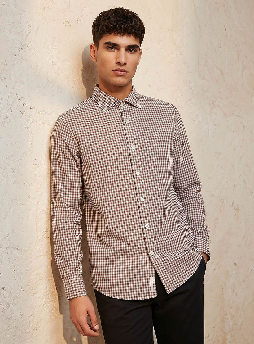 قميص كاروهات بياقة بأزرار وأكمام طويلة وقصة عادية للرجال-men-clothing-shirts-image-1
