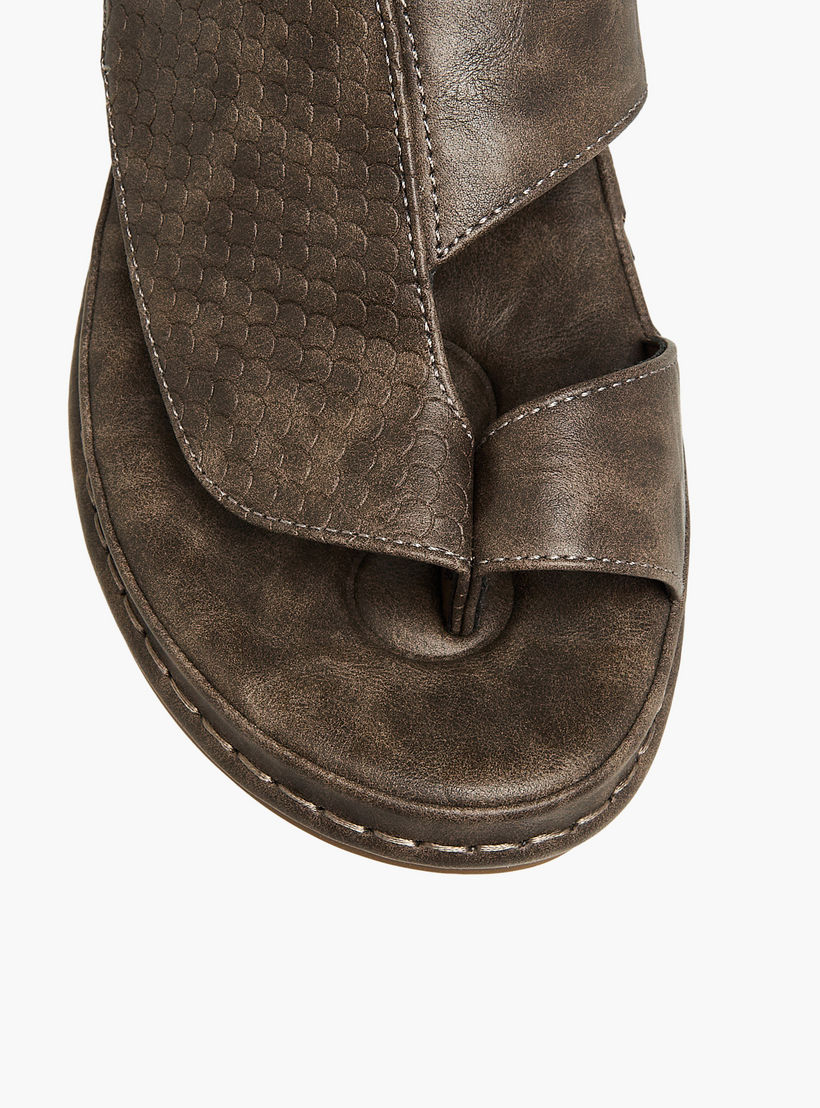 Al Waha Men Textured Arabic Sandals-men-shoes-sandals-image-4