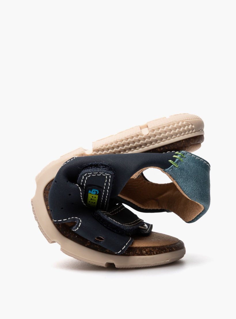 صندل بشريط إغلاق لاصق وتفاصيل مغرزة للأولاد من بابلوسكي-boys-shoes-sandals-image-6
