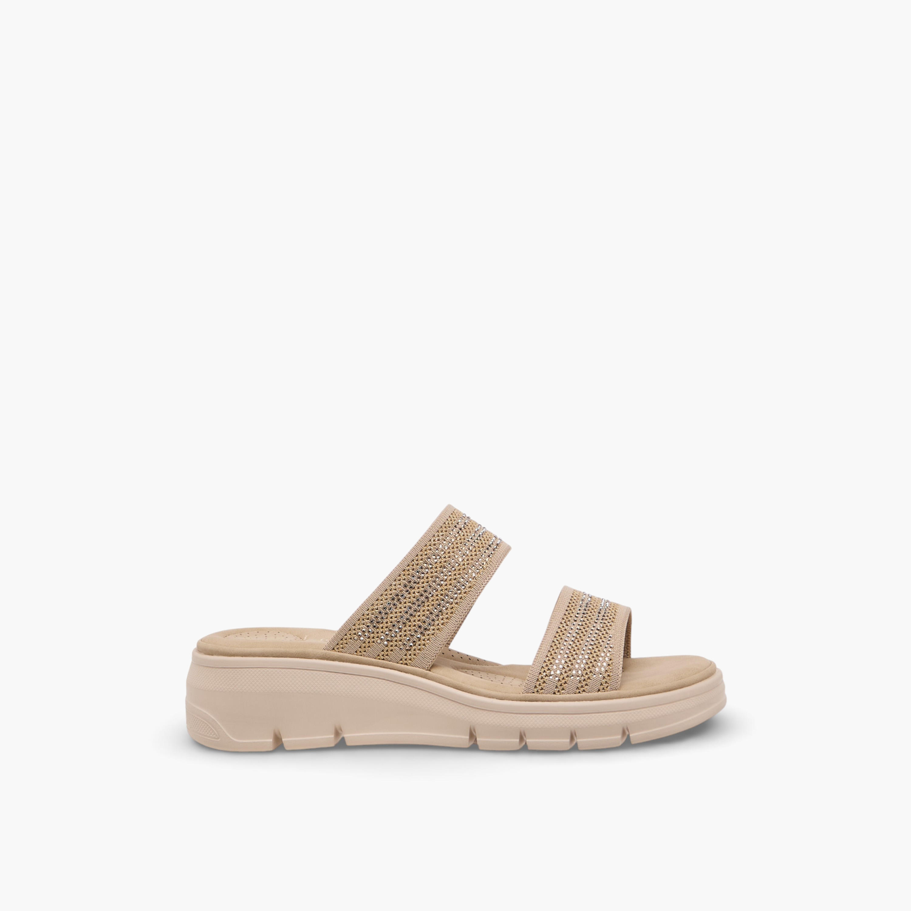 Le Confort Women Platform Heel Sandals-women-shoes-sandals-heeled-image-3
