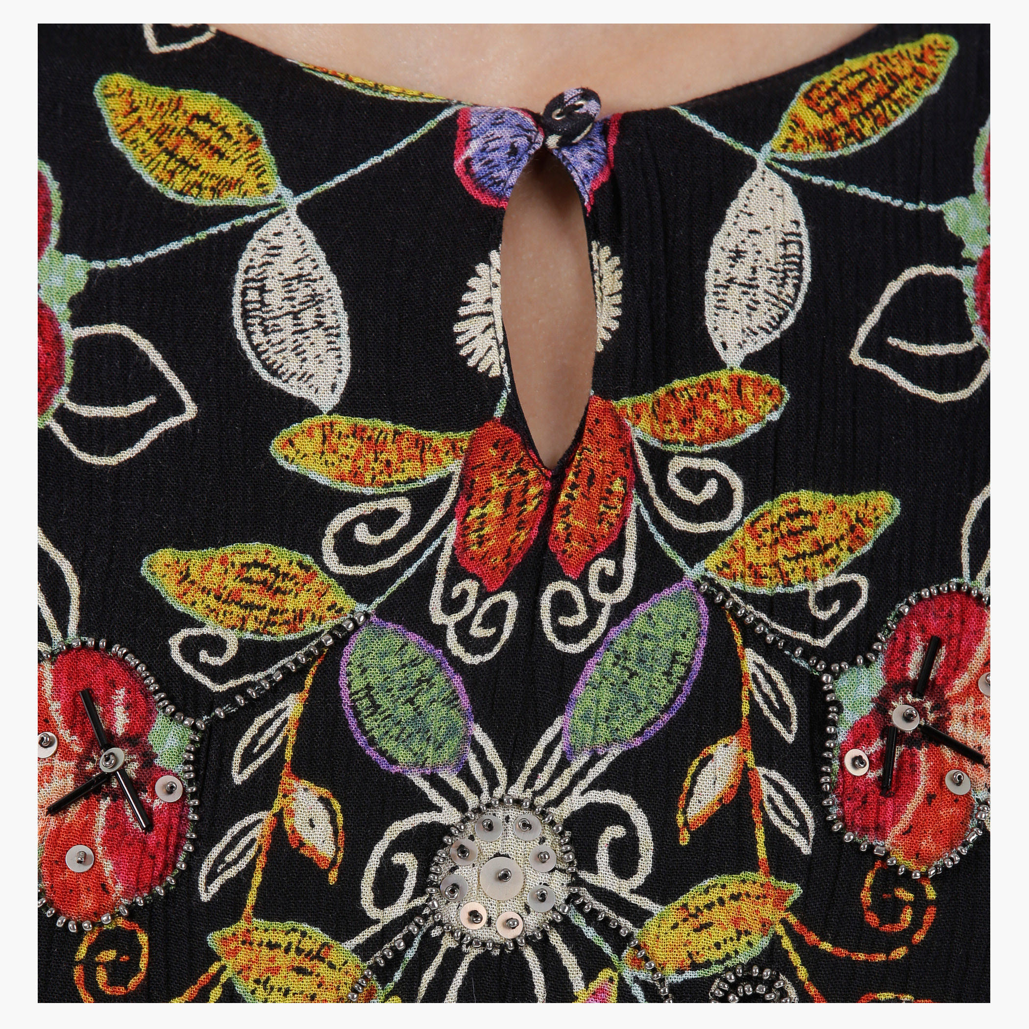 Printed Tunic With Scoop Neck and Long Sleeves in Regular Fit-women-clothing-shirtsandblouses-blouses-image-4