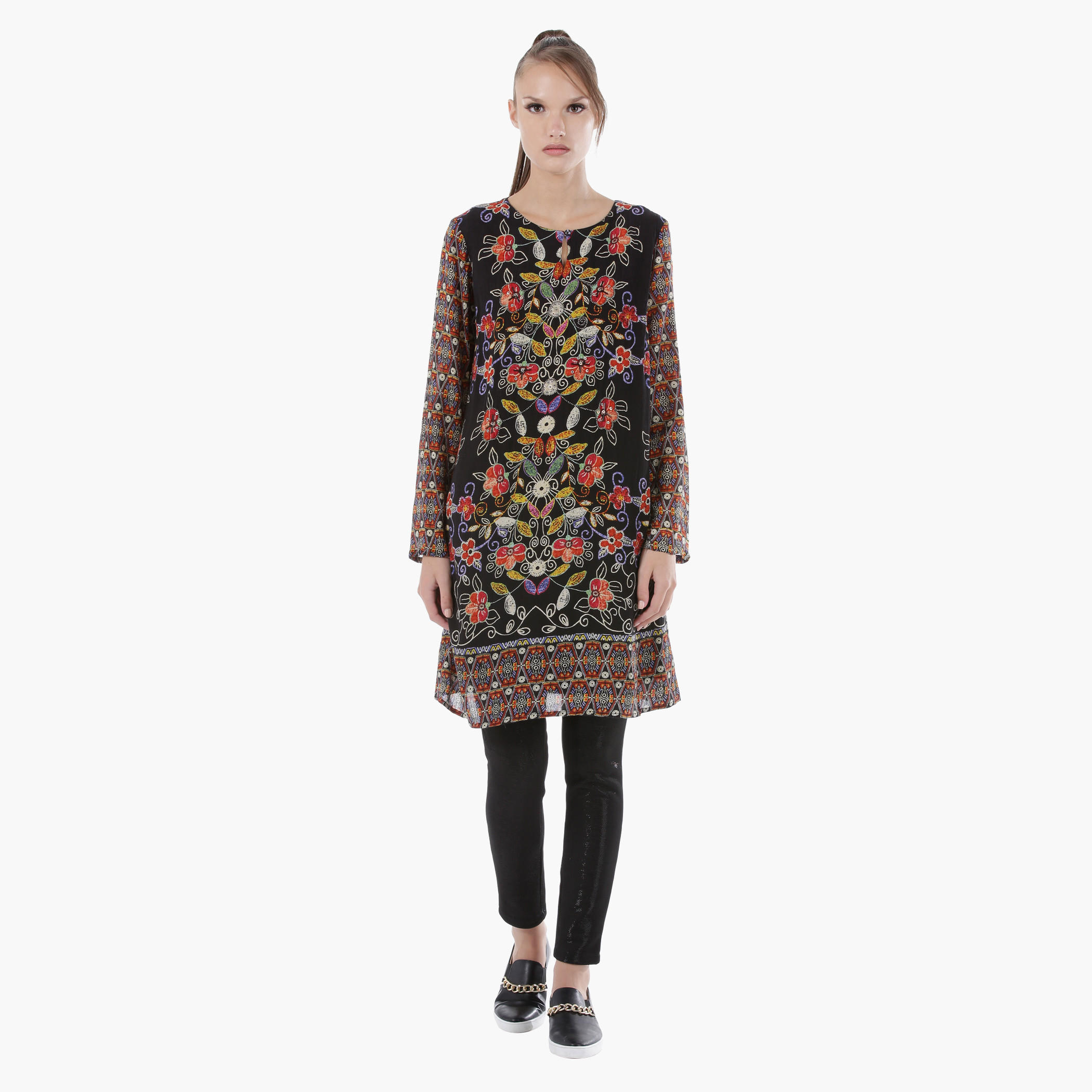 Printed Tunic With Scoop Neck and Long Sleeves in Regular Fit-women-clothing-shirtsandblouses-blouses-image-5