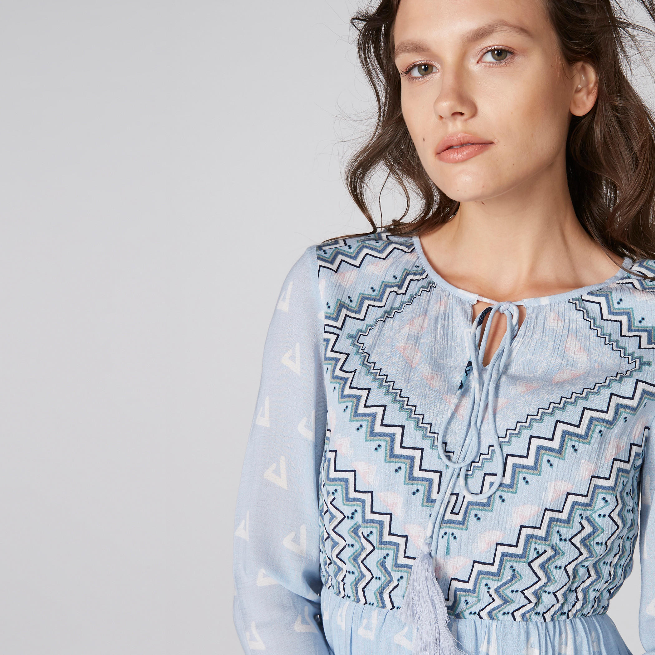فستان طويل بأكمام طويلة ورباط وطبعات-women-clothing-dresses-image-4