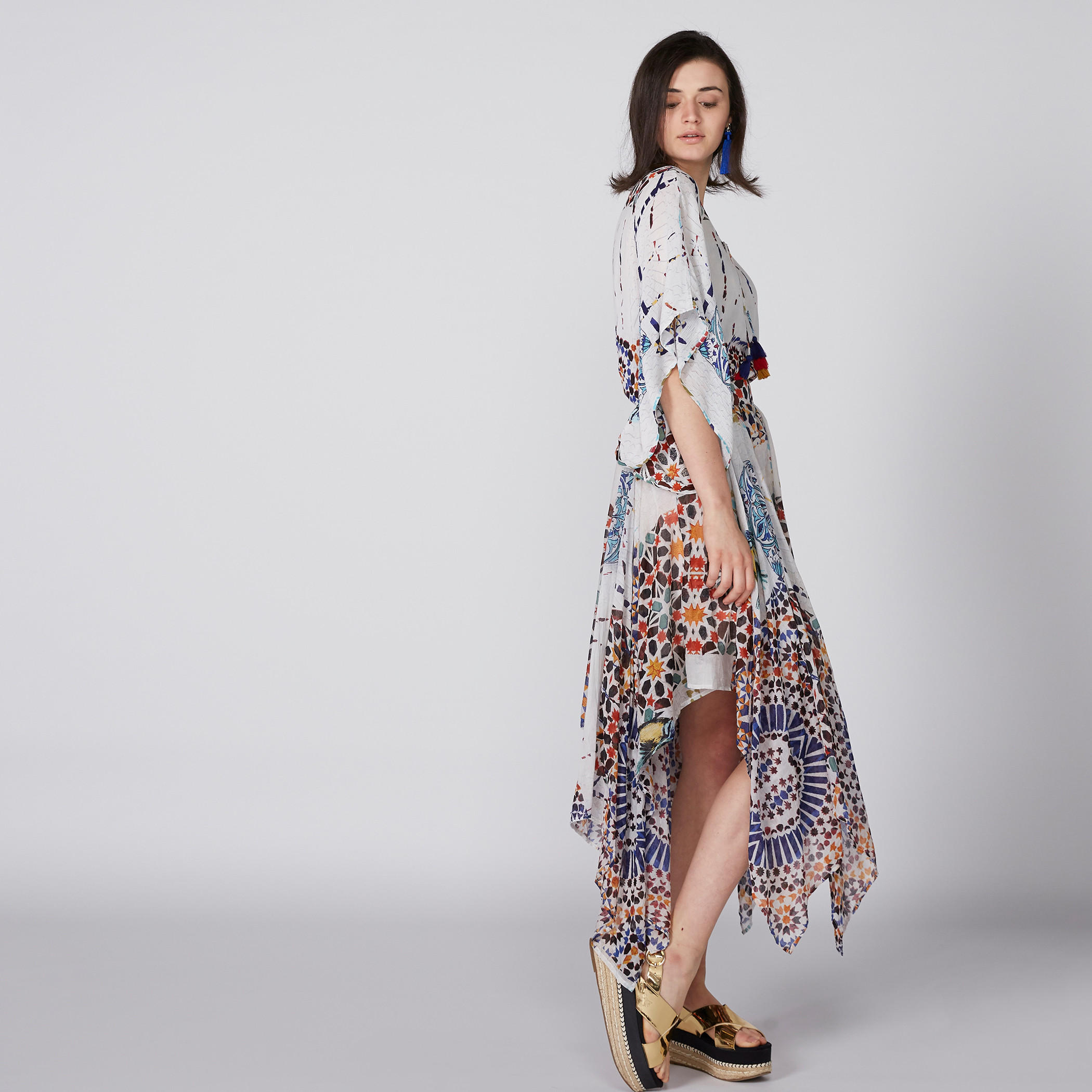 بلوزة برباط وشرّابات وطبعات-women-clothing-shirtsandblouses-blouses-image-4