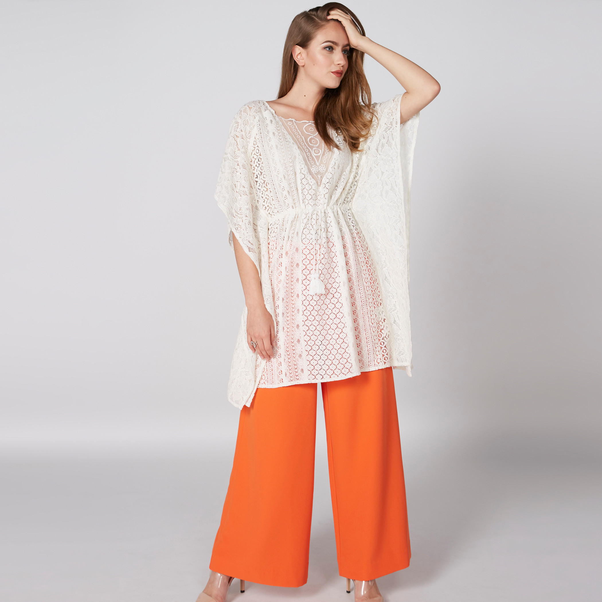 تونيك بأكمام واسعة ورباط وتفاصيل دانتيل-women-clothing-shirtsandblouses-blouses-image-1