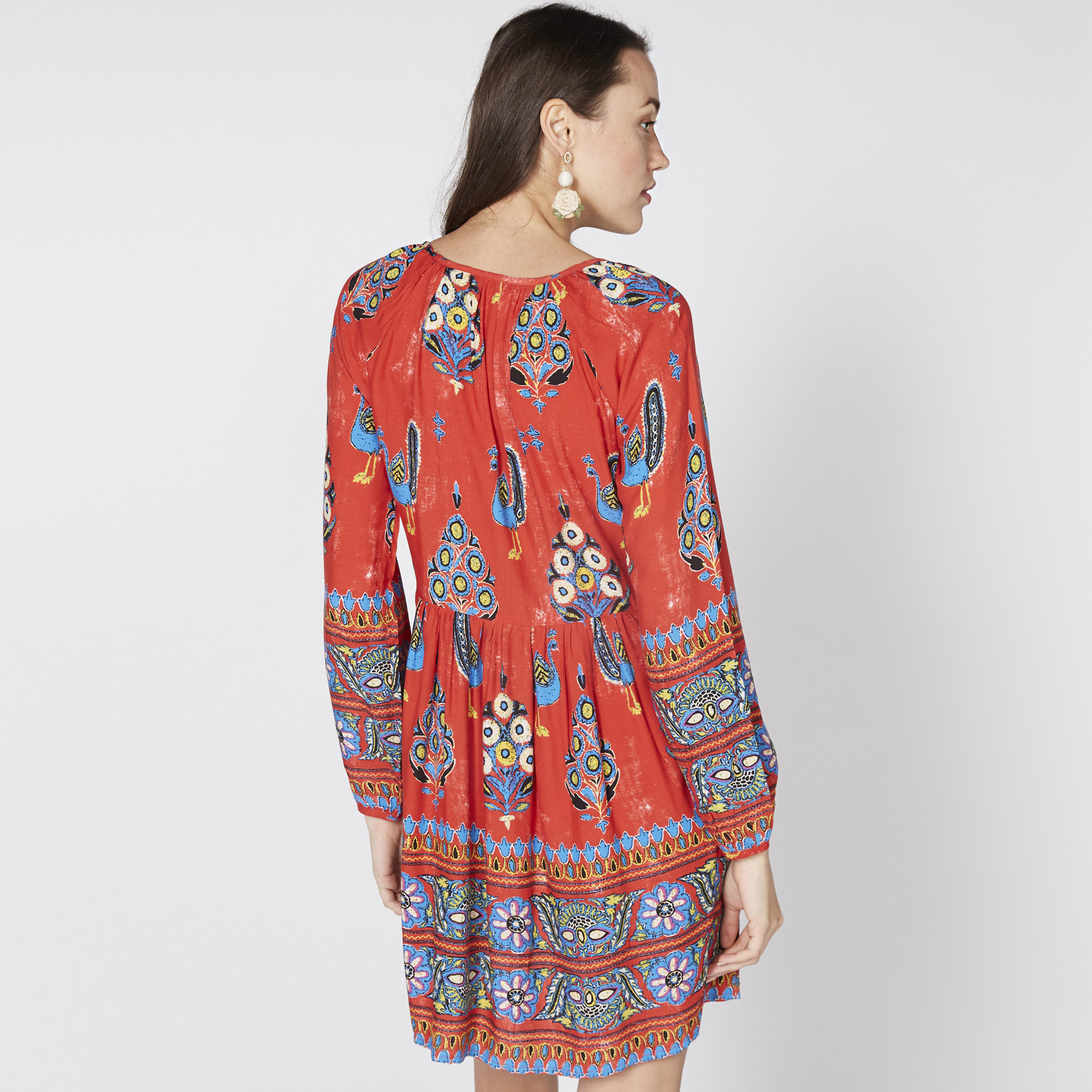 فستان ميني بطبعات وأكمام طويلة ورباط-women-clothing-dresses-image-4