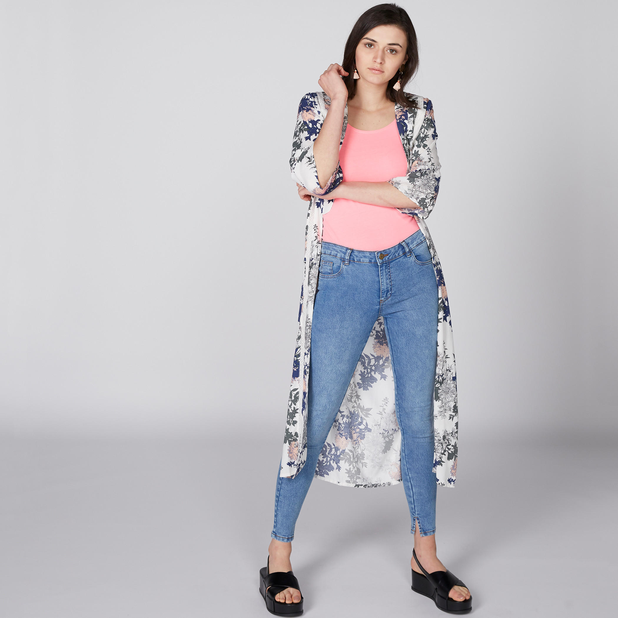 سترة طويلة بأكمام 3/4 وطبعات-women-winterwear-cardigansandjumpers-cardigans-image-2