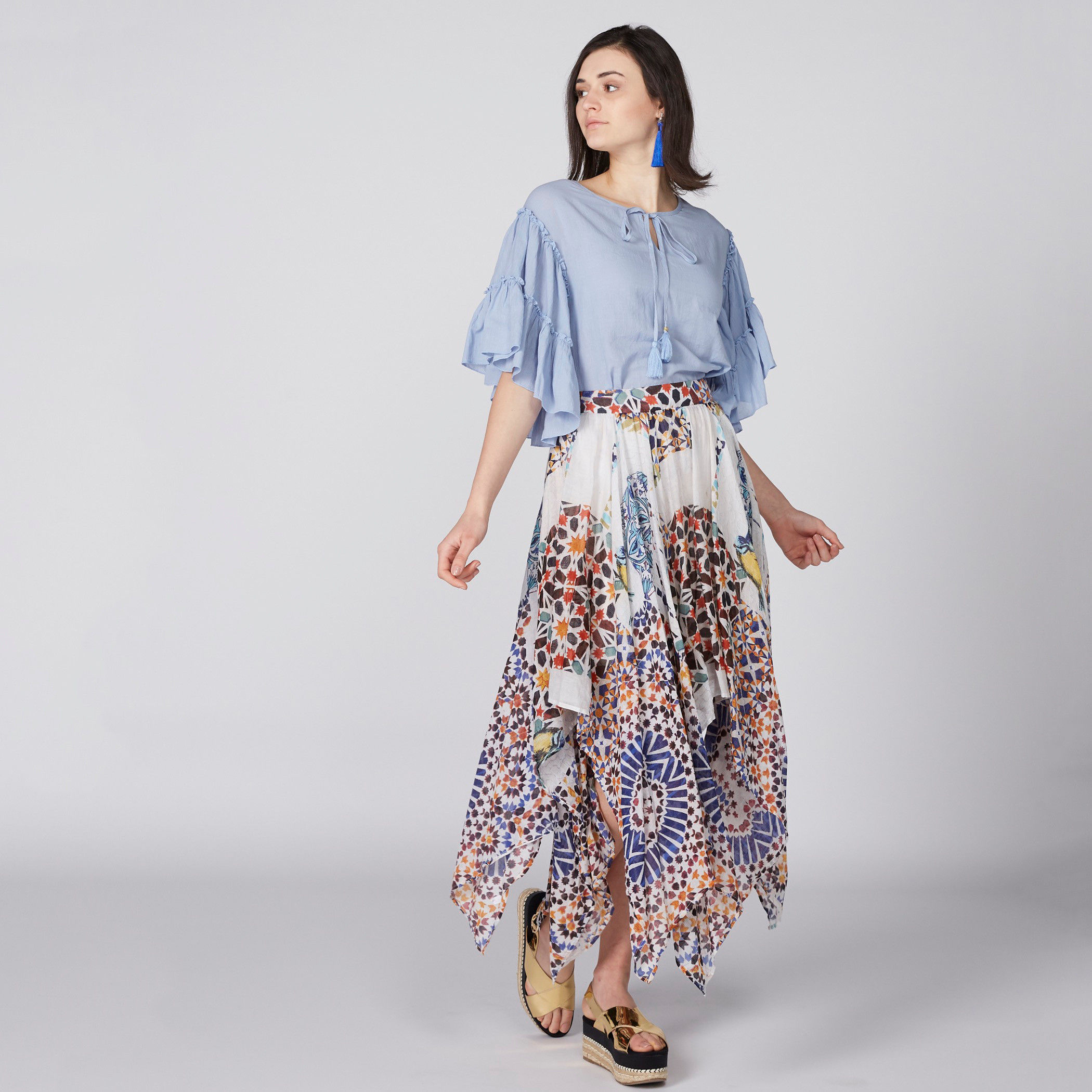 بلوزة بأكمام واسعة ورباط-women-clothing-shirtsandblouses-blouses-image-4