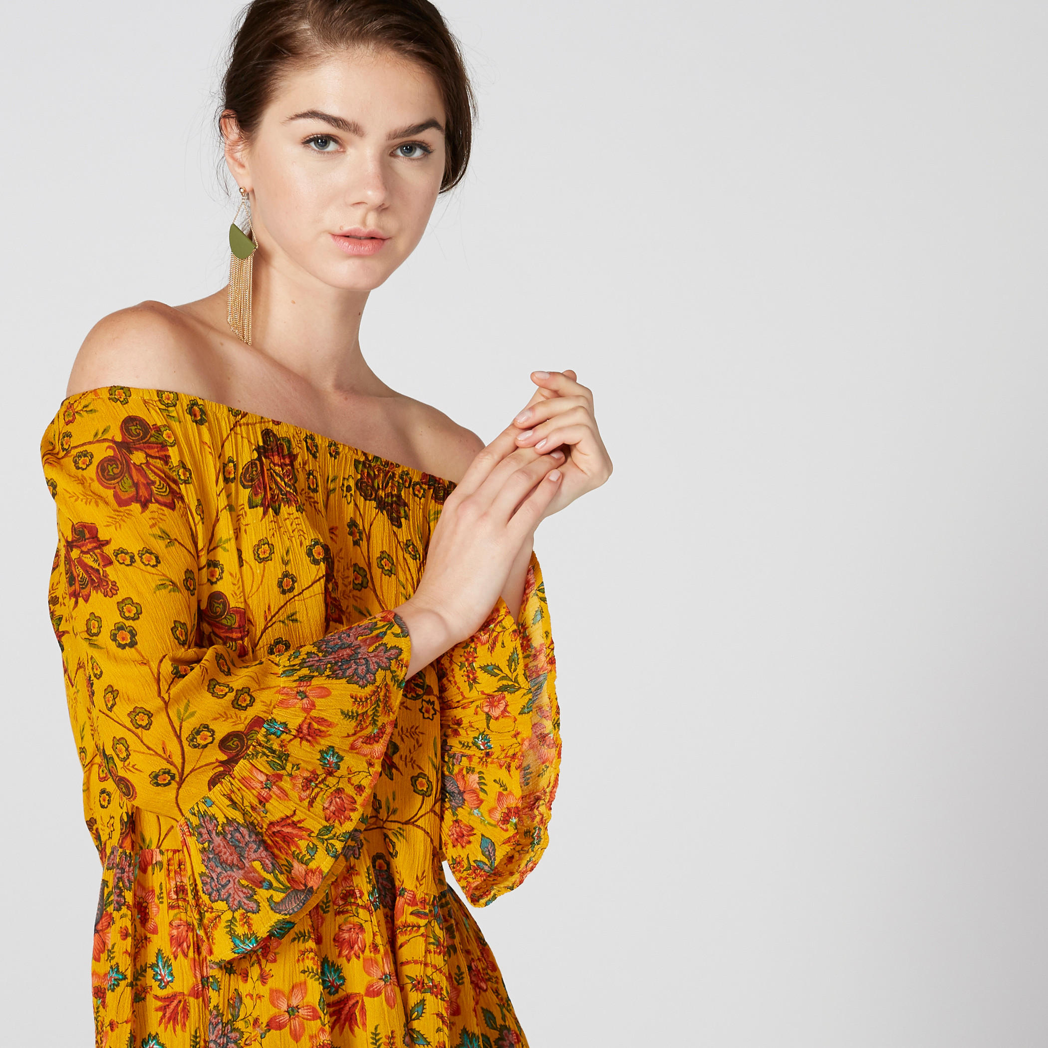 بلوزة مكشوفة الأكتاف بأكمام كشكش وطبعات-women-clothing-shirtsandblouses-blouses-image-1