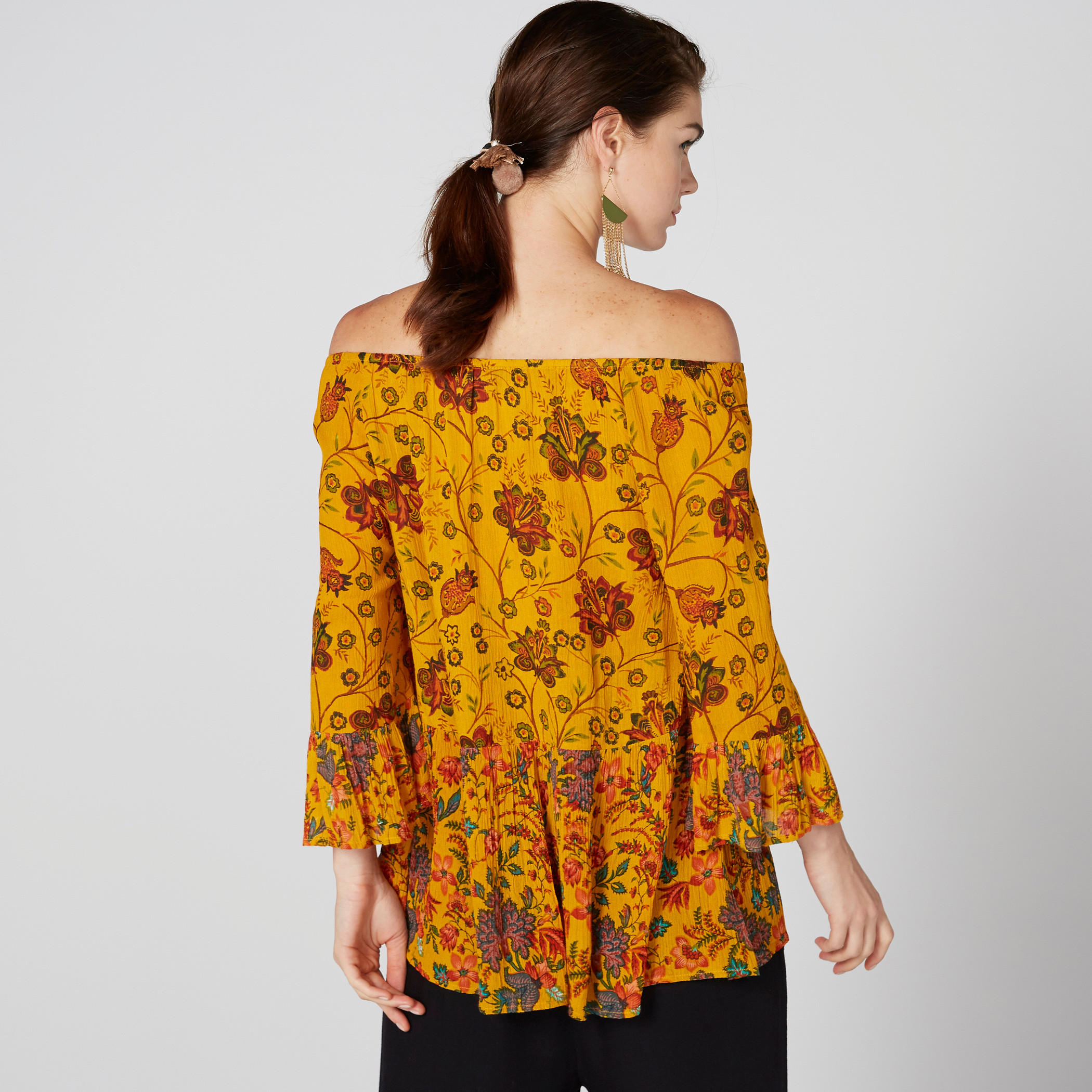 بلوزة مكشوفة الأكتاف بأكمام كشكش وطبعات-women-clothing-shirtsandblouses-blouses-image-3