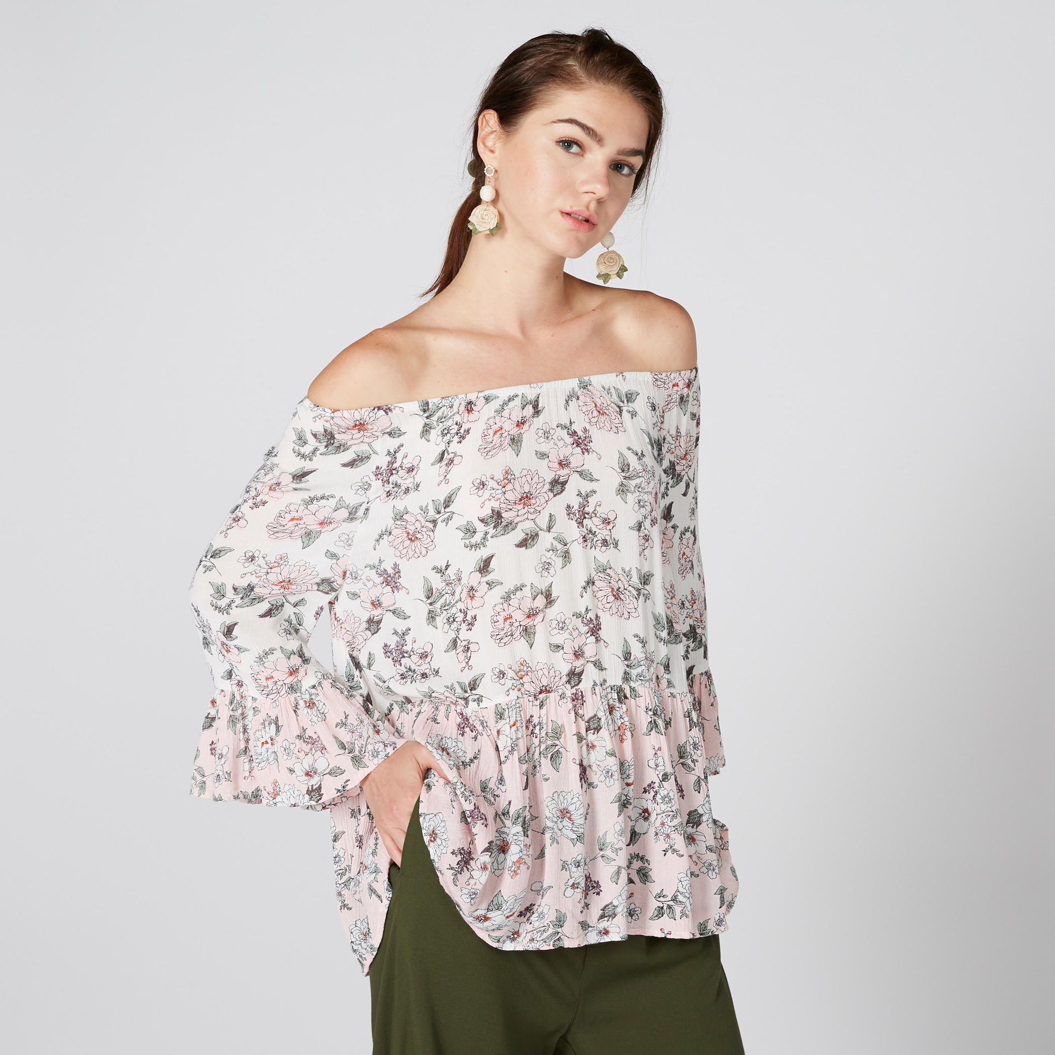 بلوزة مكشوفة الأكتاف بأكمام واسعة وطبعات-women-clothing-shirtsandblouses-blouses-image-4