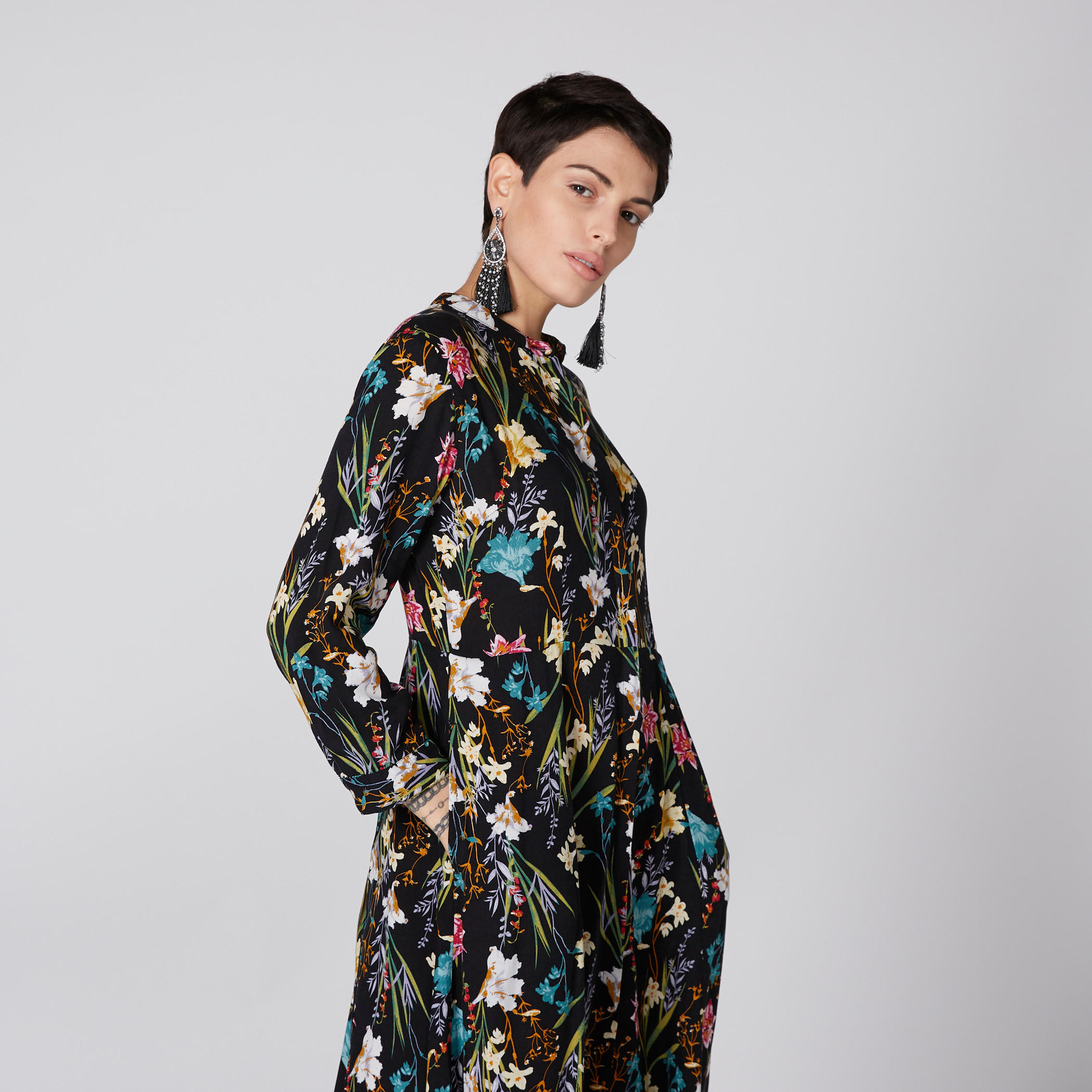 فستان طويل بأكمام طويلة وجيوب وطبعات-women-clothing-dresses-image-4
