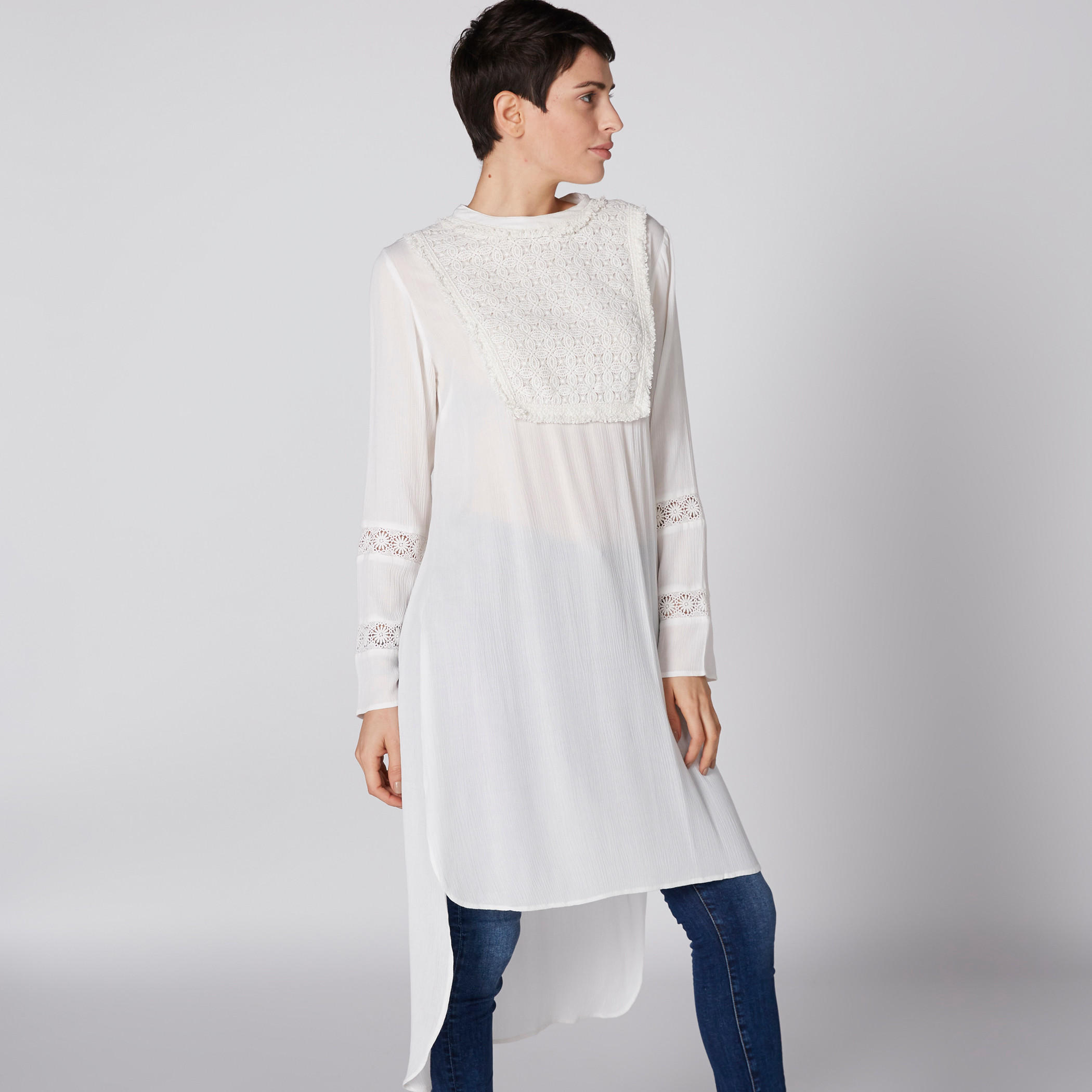 تونيك بأكمام طويلة وحوّاف غير مستوية وتفاصيل شيفلي-women-clothing-shirtsandblouses-blouses-image-2