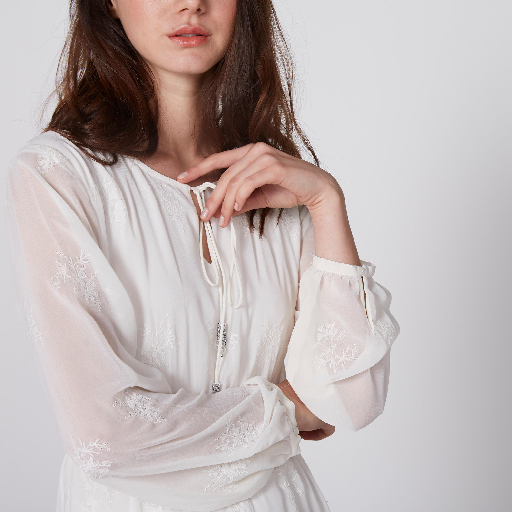 فستان ماكسي مطرز بأكمام طويلة ورباط-women-clothing-dresses-image-2