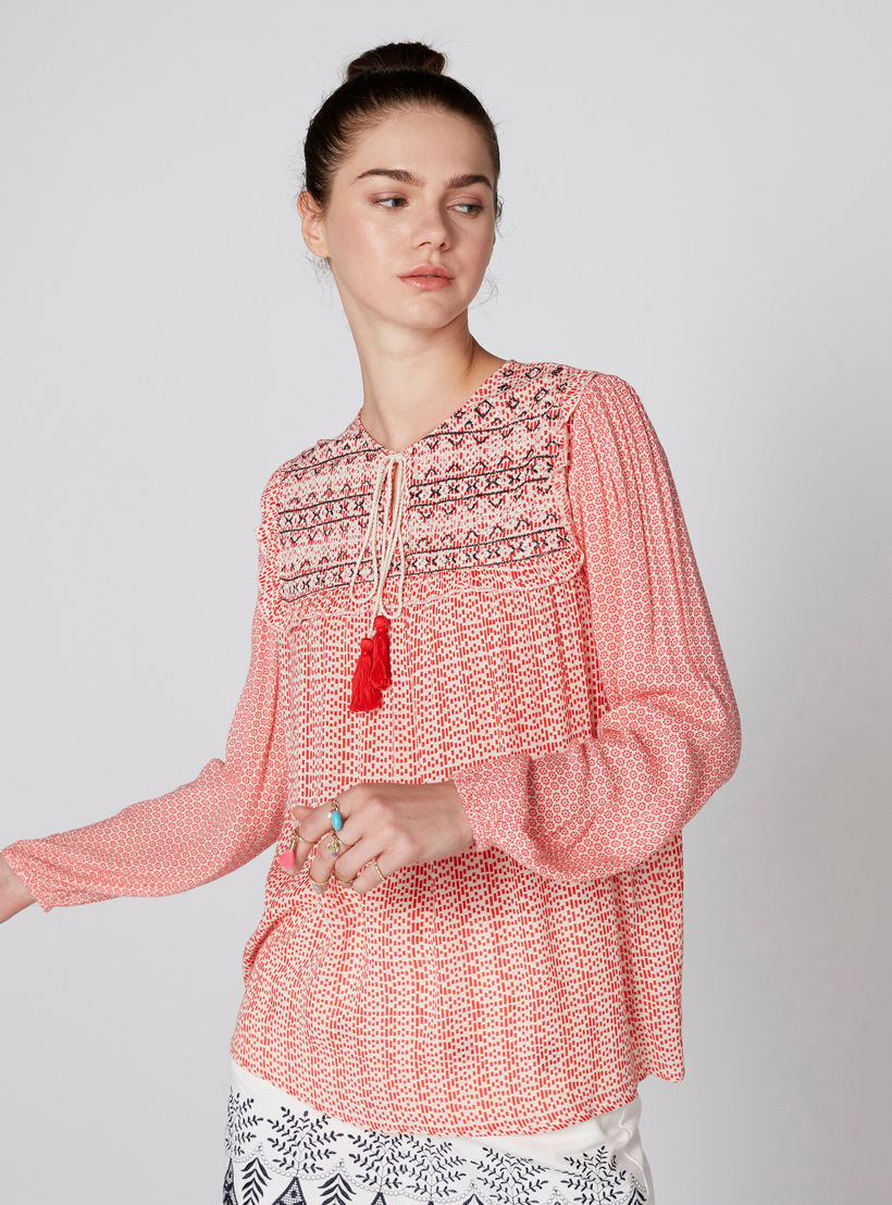 بلوزة مطرّزة بأكمام طويلة ورباط-women-clothing-shirtsandblouses-blouses-image-1