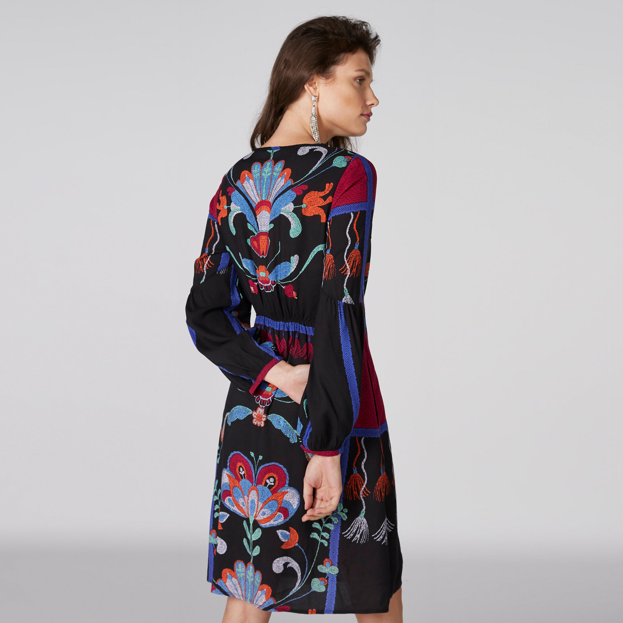 فستان ميدي بياقة مستديرة وأكمام طويلة-women-clothing-dresses-image-2