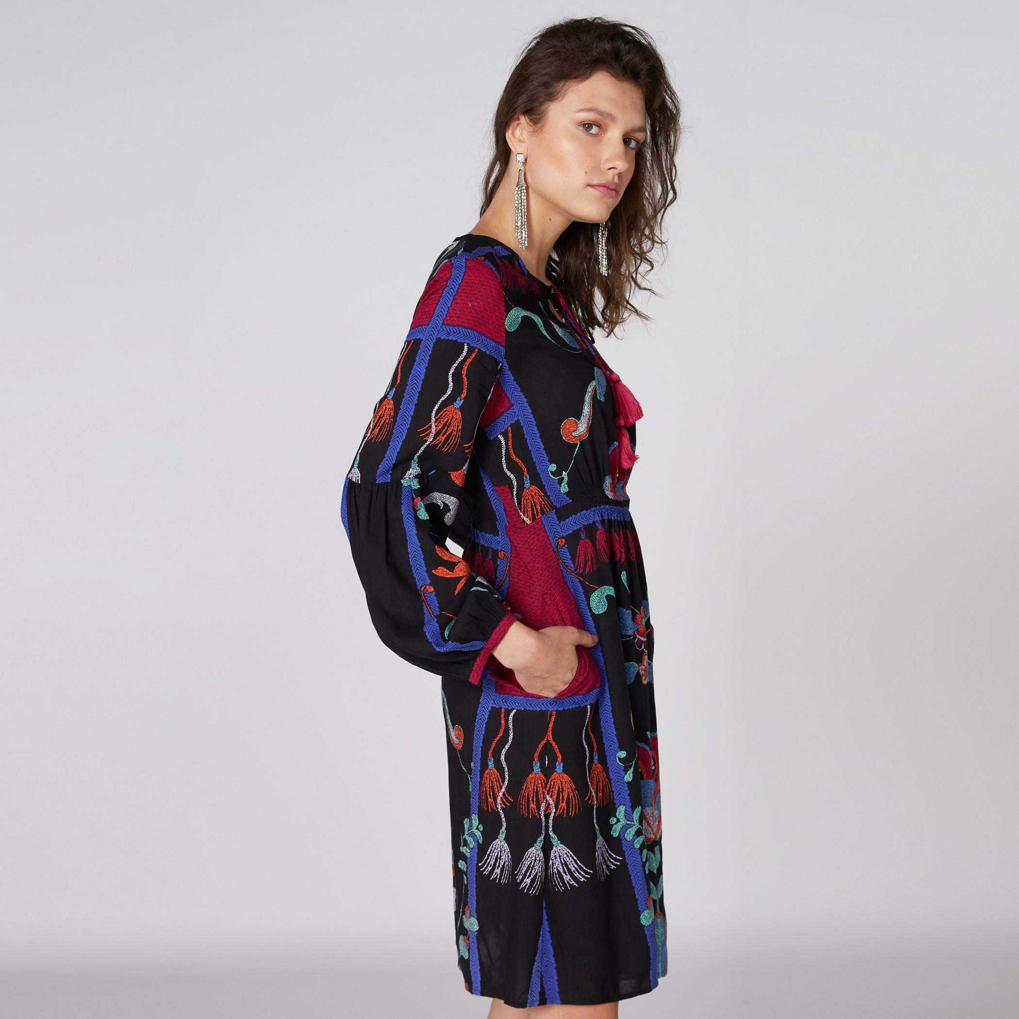 فستان ميدي بياقة مستديرة وأكمام طويلة-women-clothing-dresses-image-5