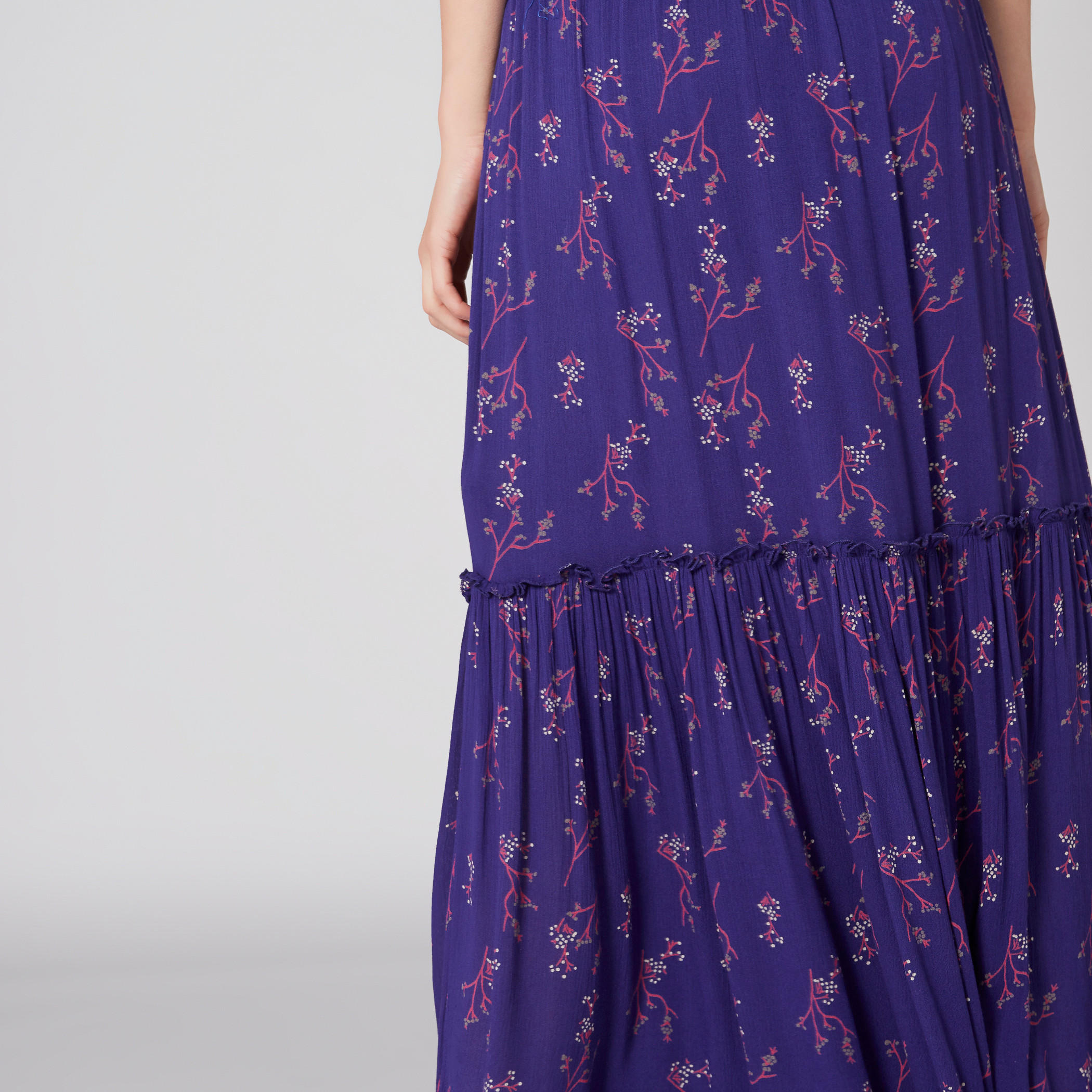 تنورة طويلة بخصر مطّاطي وطبعات أزهار-women-clothing-bottoms-skirts-image-4