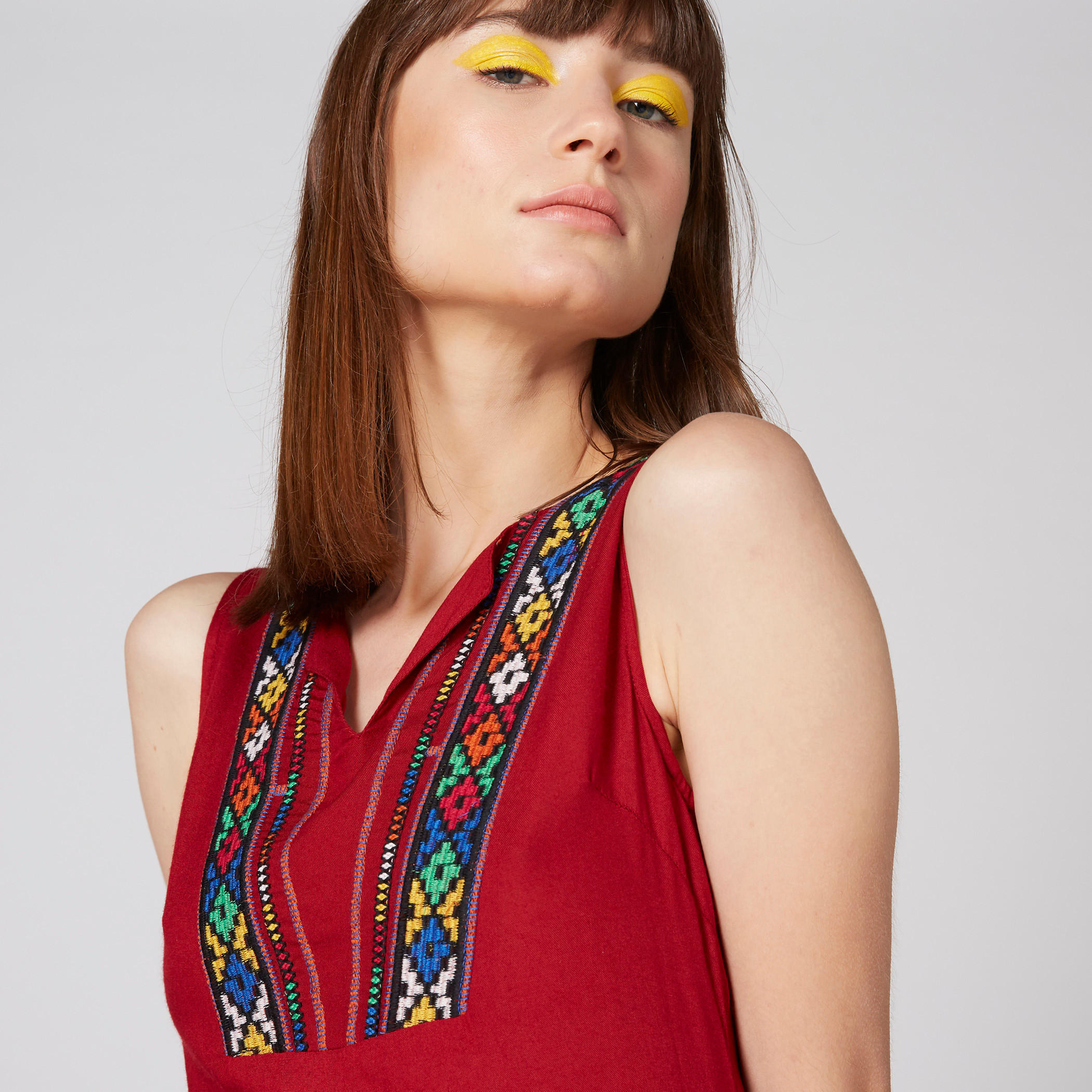 فستان طويل إيه لاين مطرز دون أكمام-women-clothing-dresses-image-4