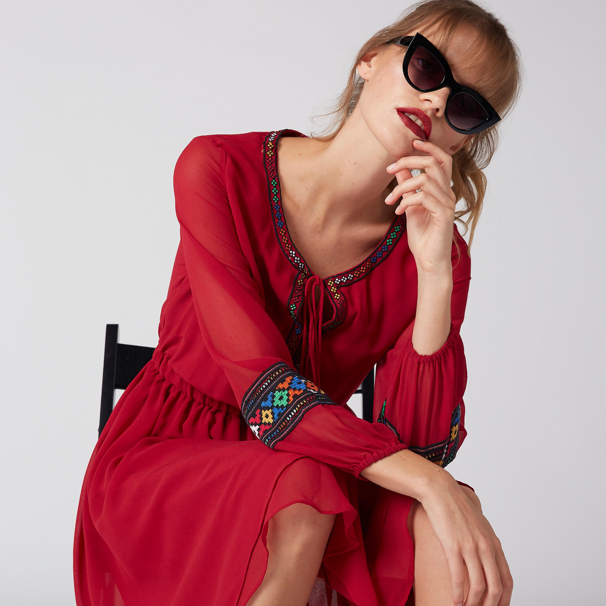 فستان ميدي مطرّز بأكمام طويلة وحواف غير مستوية-women-clothing-dresses-image-6