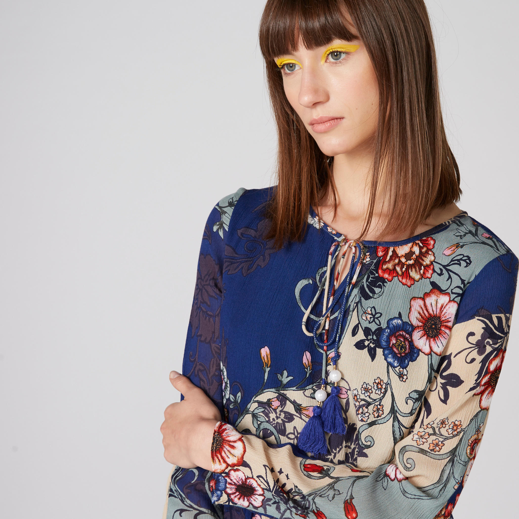فستان إيه لاين بأكمام طويلة وشرّابات وطبعات-women-clothing-dresses-image-1