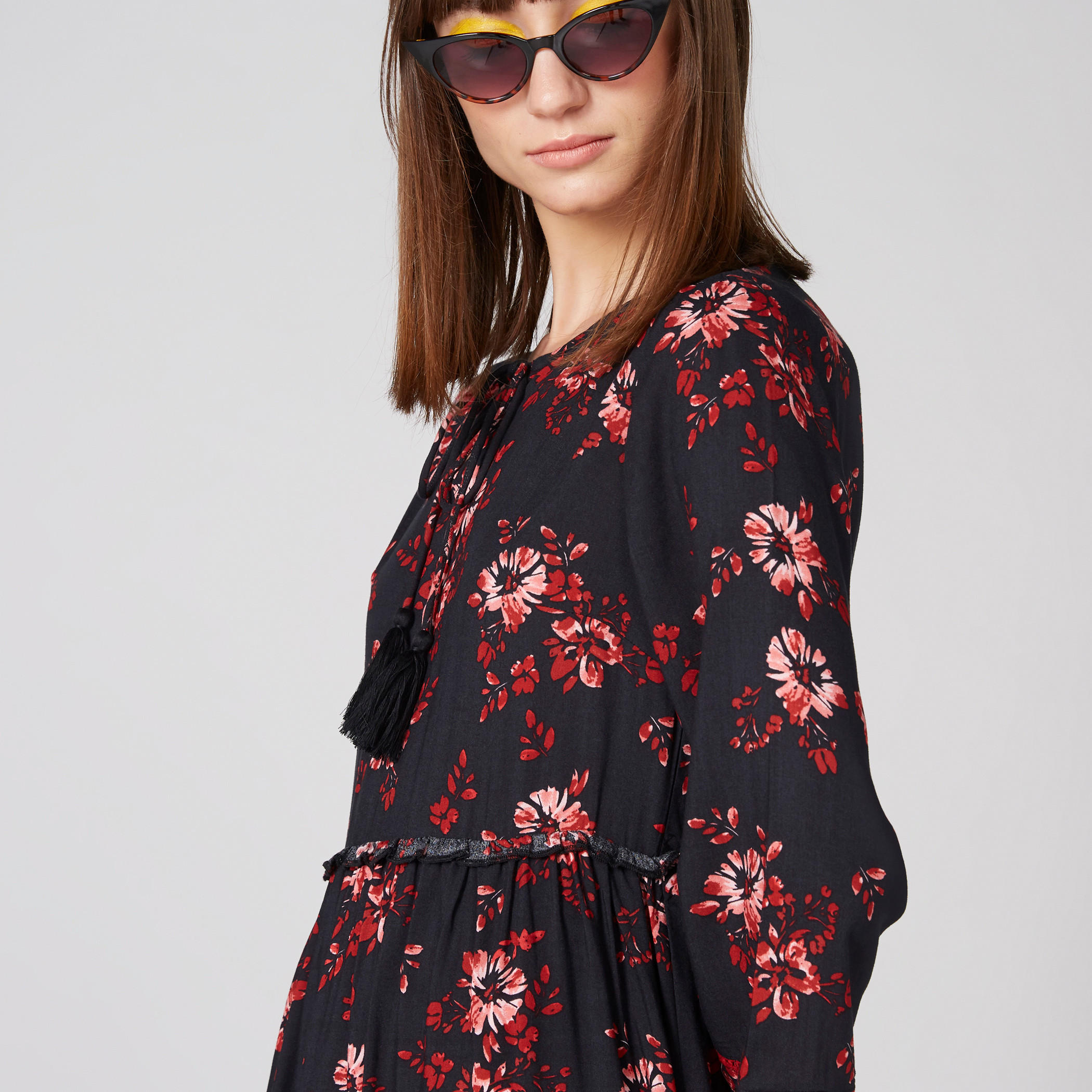 فستان إيه لاين بأكمام 3/4 وشرّابات وطبعات-women-clothing-dresses-image-4