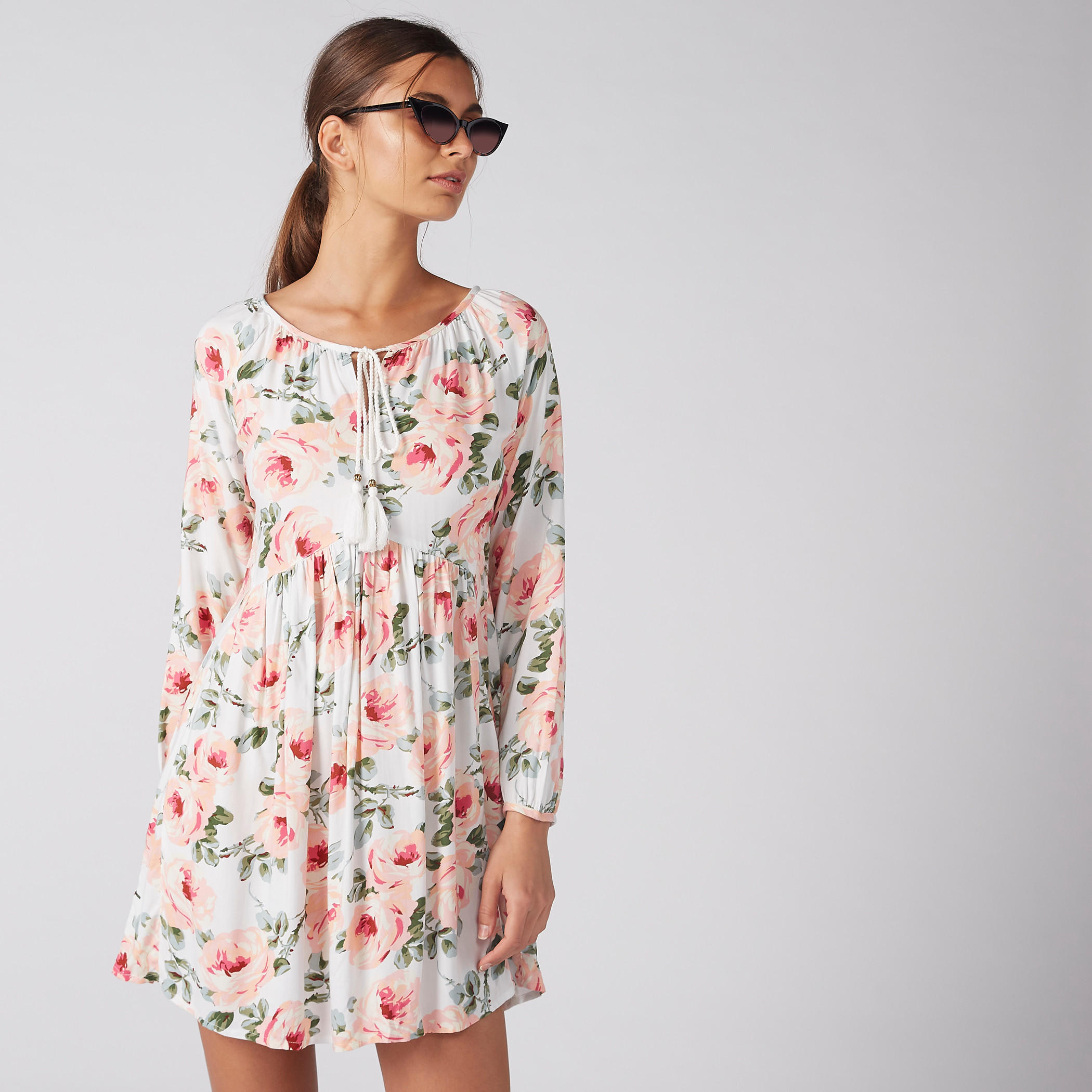 فستان بأكمام طويلة وأربطة وطبعات زهرية-women-clothing-dresses-image-1