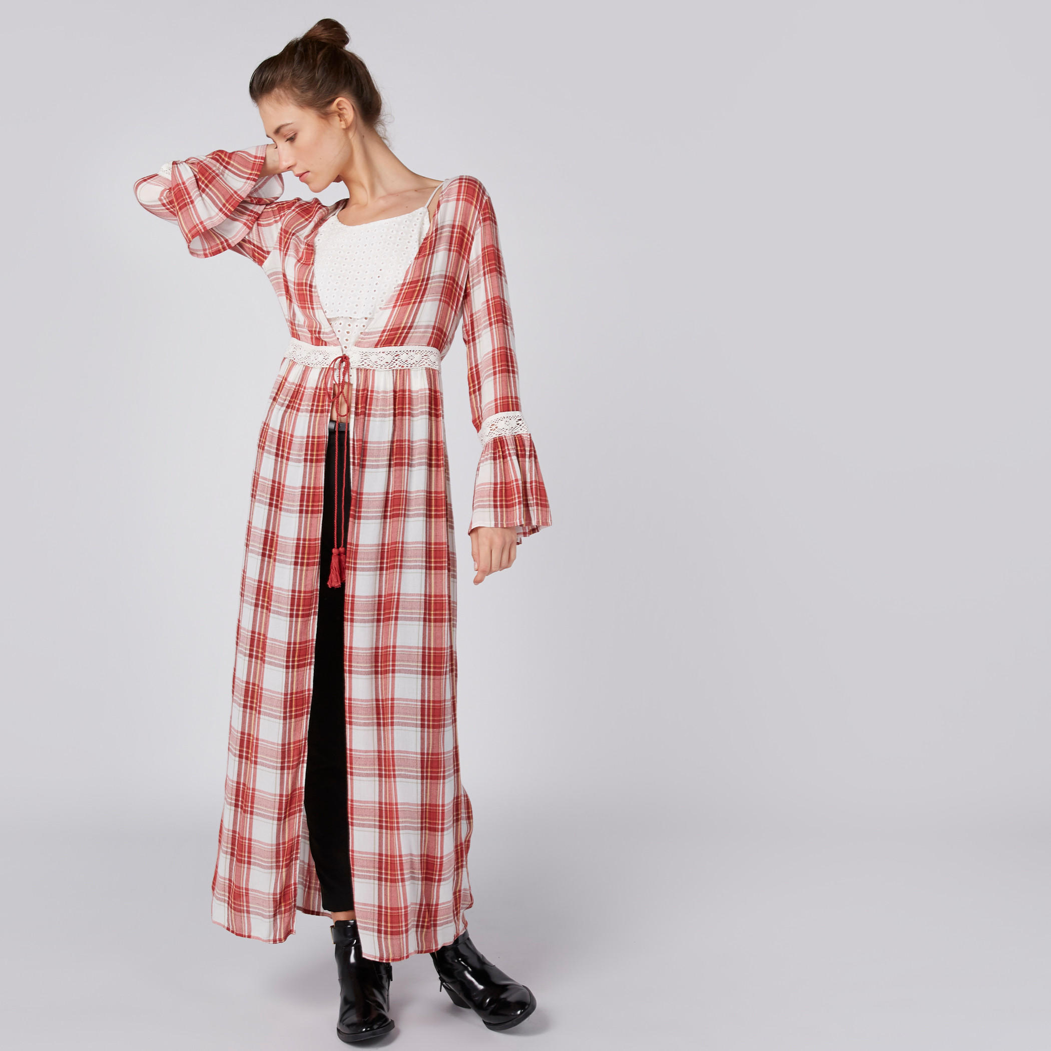 سترة كاروهات بأربطة وأكمام طويلة-women-winterwear-cardigansandjumpers-cardigans-image-2