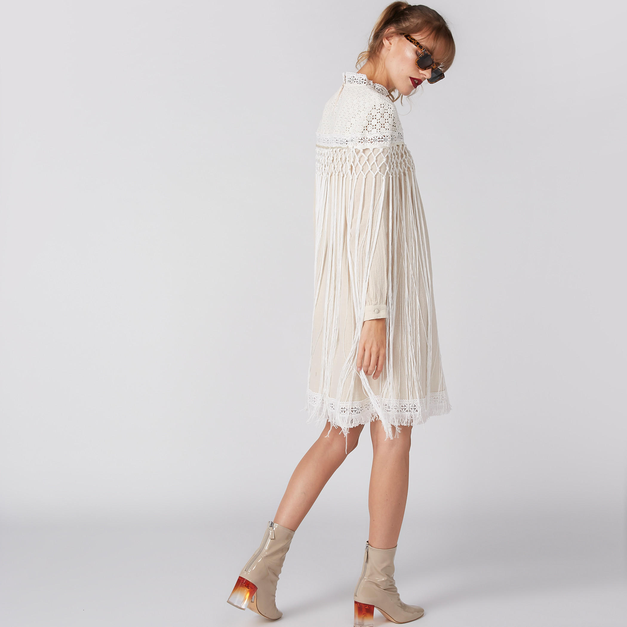 فستان مطرّز بأكمام طويلة وشراشيب-women-clothing-dresses-image-5