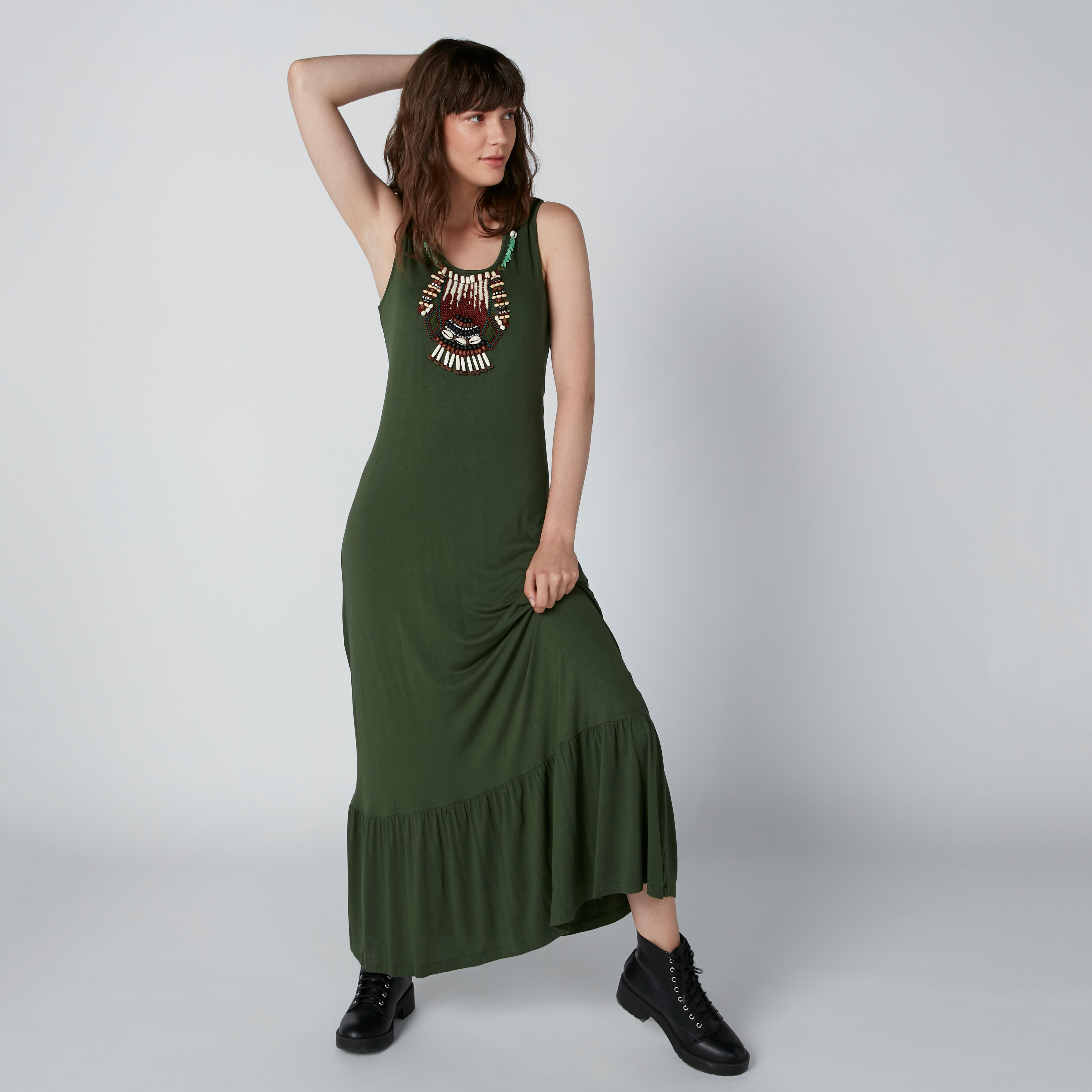 فستان طويل مزيّن دون أكمام بتفاصيل كشكش-women-clothing-dresses-image-1