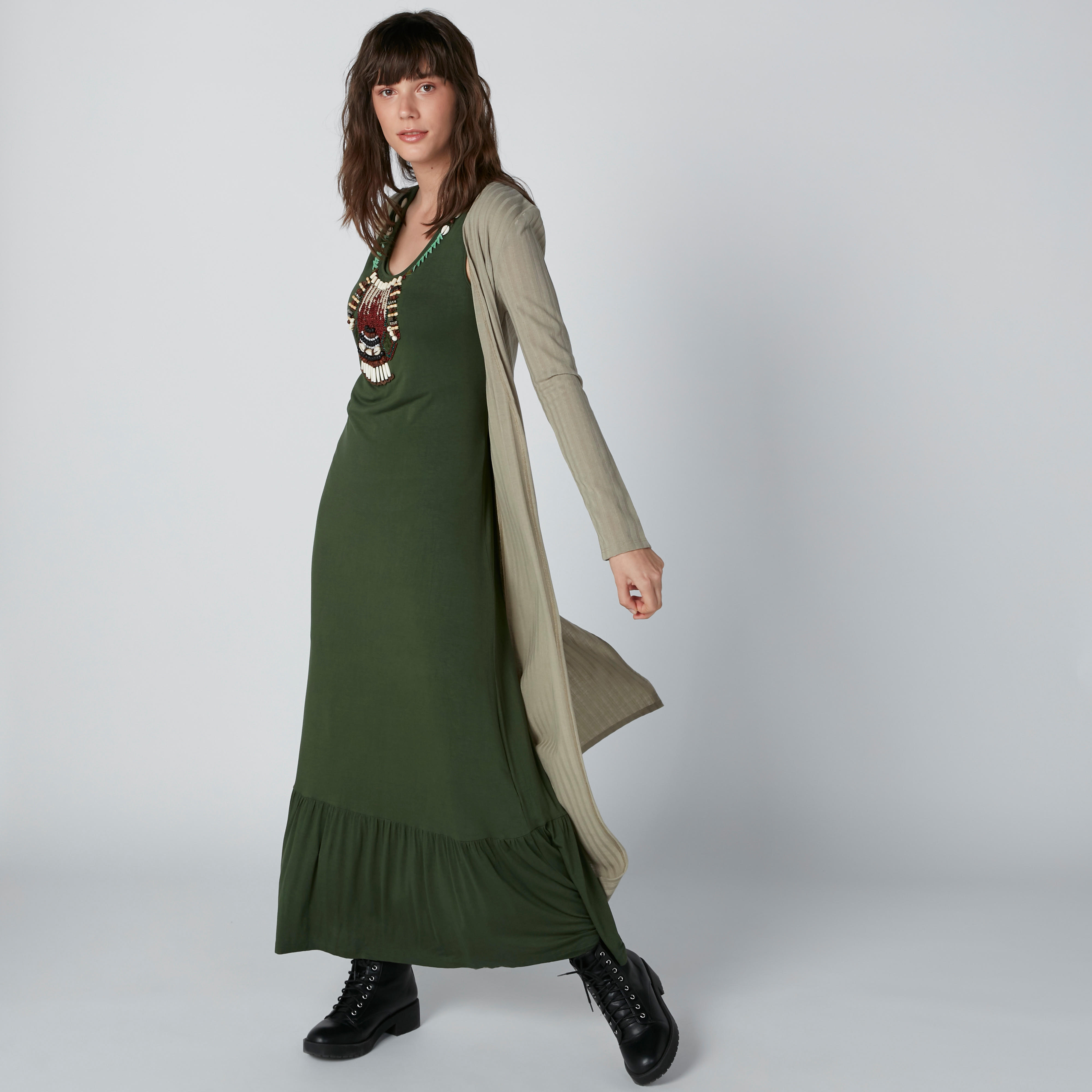 فستان طويل مزيّن دون أكمام بتفاصيل كشكش-women-clothing-dresses-image-3