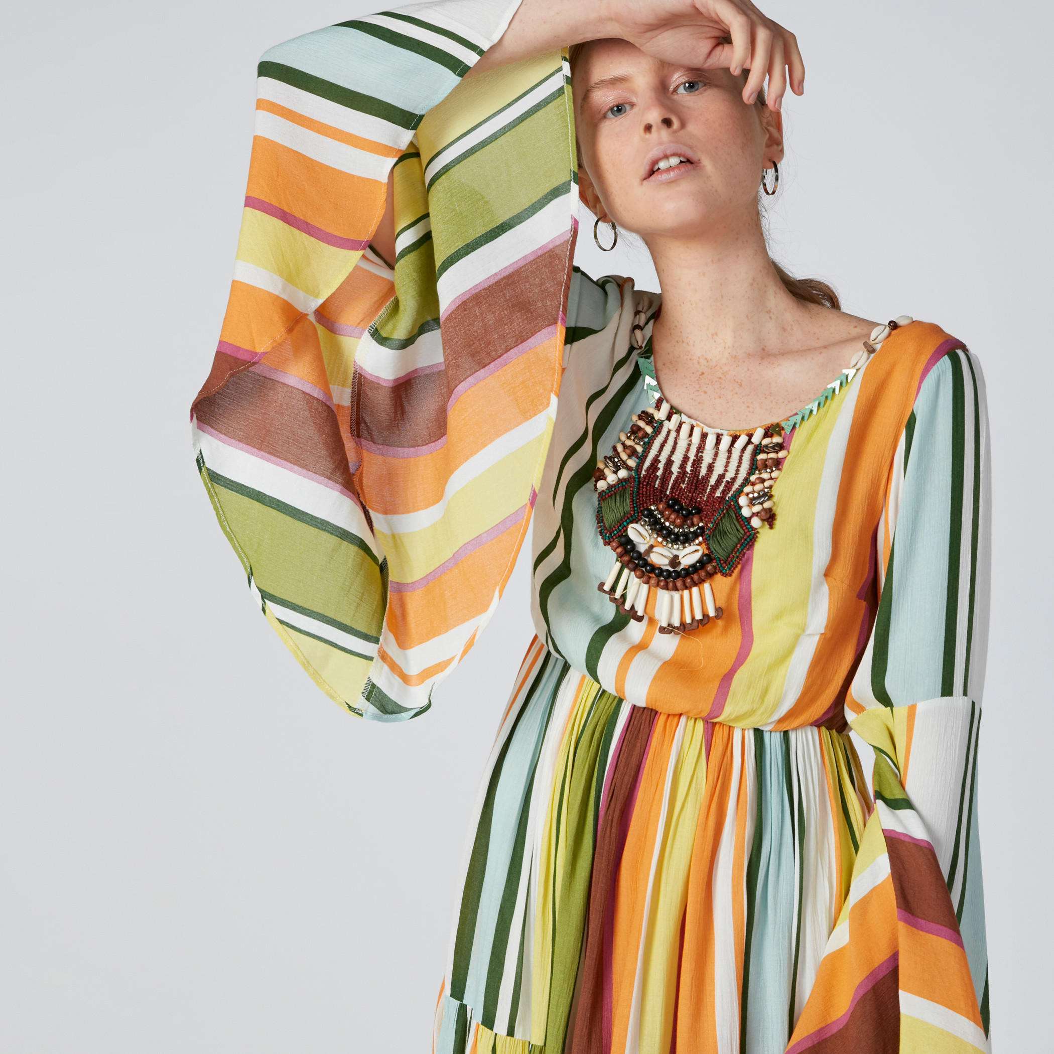 فستان مقلم بتزيينات خرز وأكمام واسعة-women-clothing-dresses-image-1
