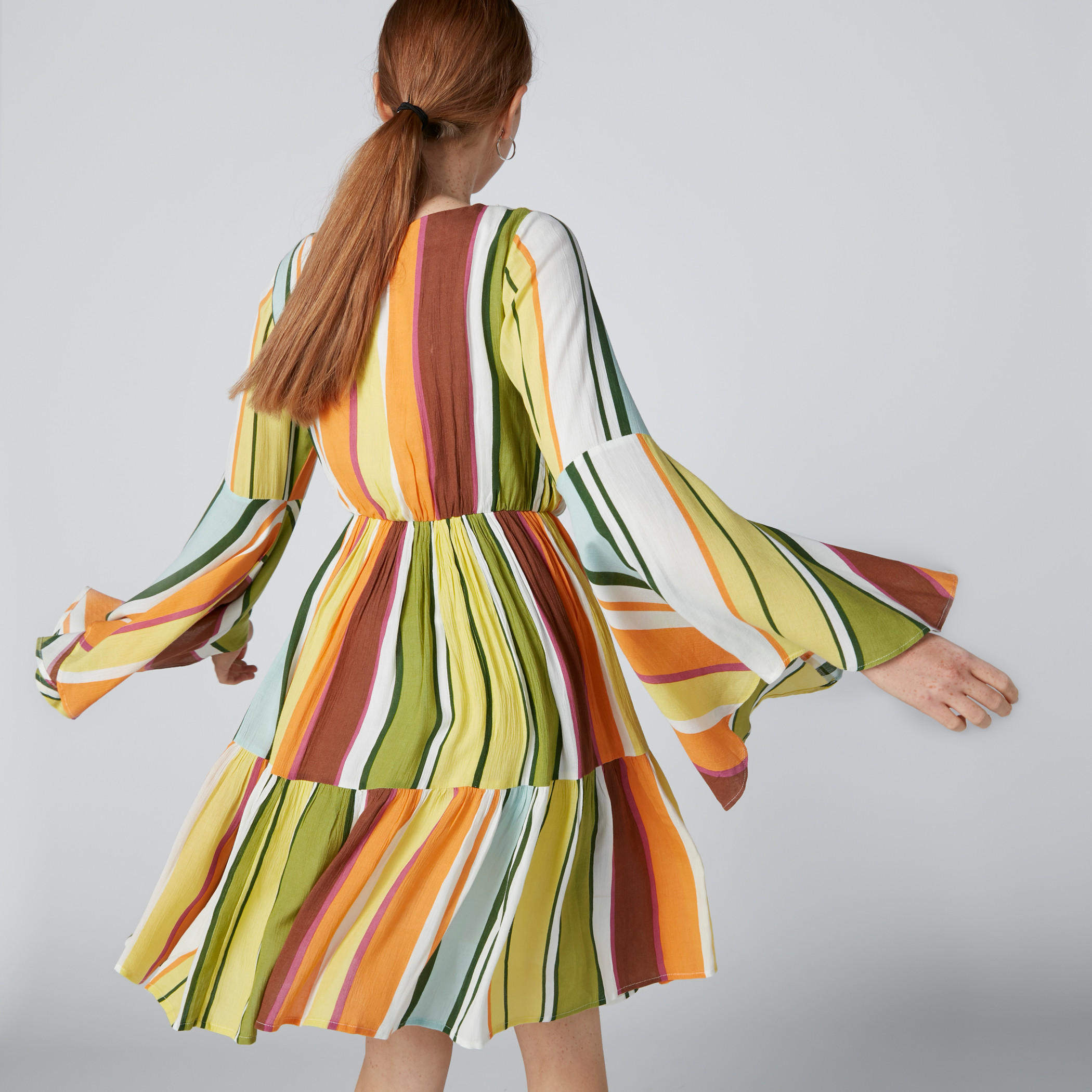 فستان مقلم بتزيينات خرز وأكمام واسعة-women-clothing-dresses-image-2