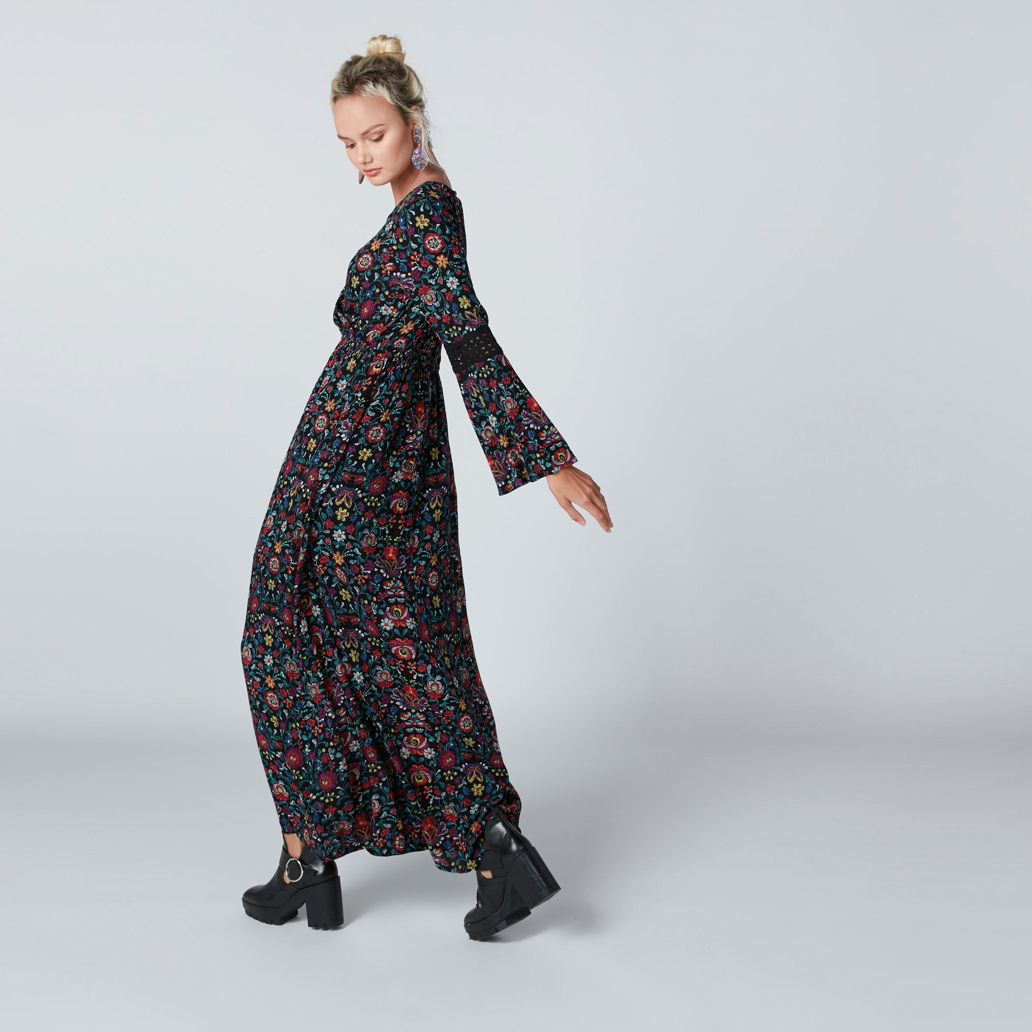 Floral Printed Maxi Dress with Lace Detail and Flared Sleeves-women-clothing-dresses-image-6