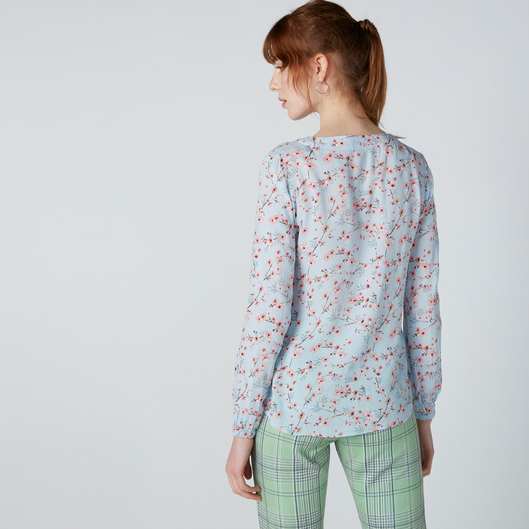 بلوزة بأكمام طويلة وأربطة وطبعات-women-clothing-shirtsandblouses-blouses-image-2