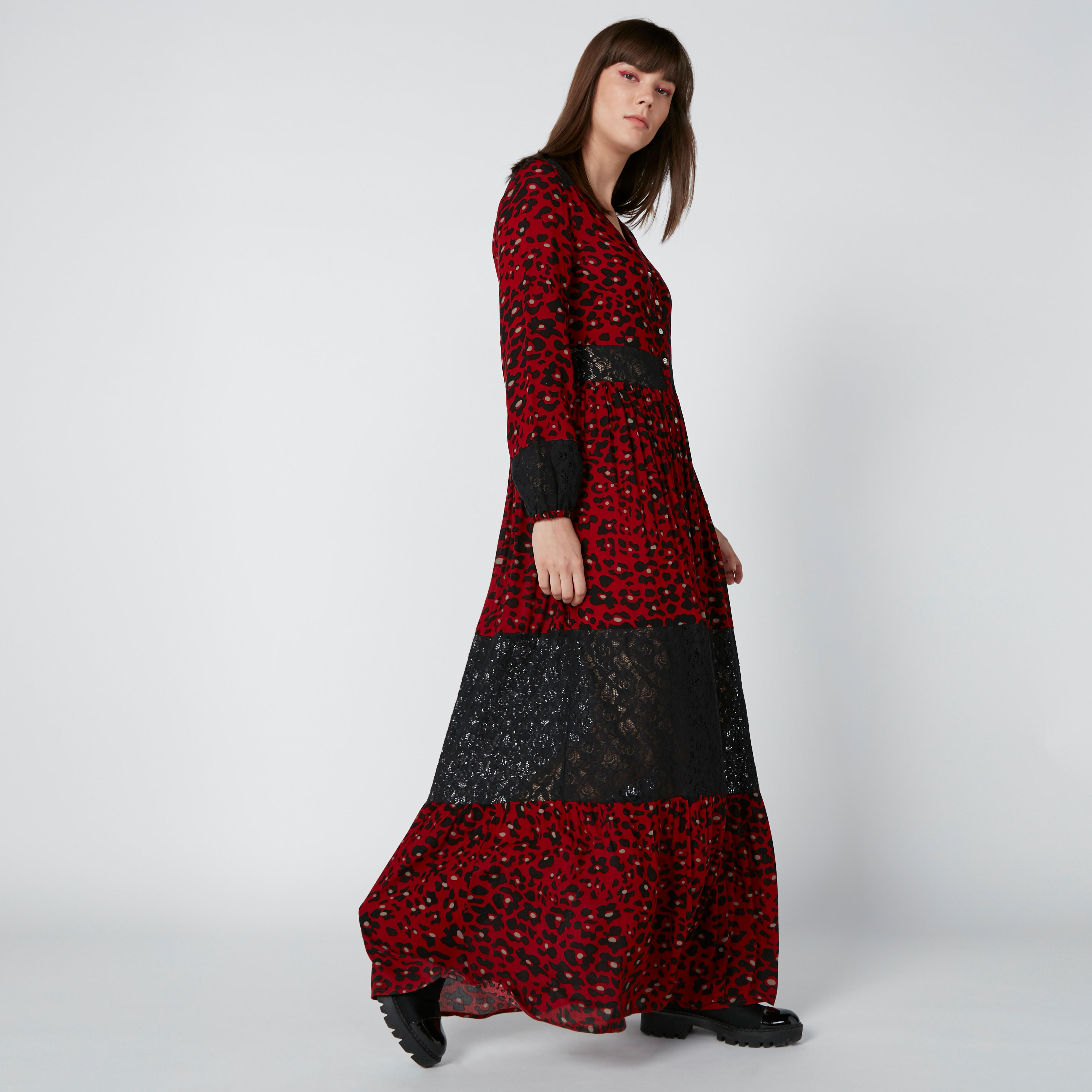 فستان طويل بياقة V وأزرار وطبعات-women-clothing-dresses-image-1