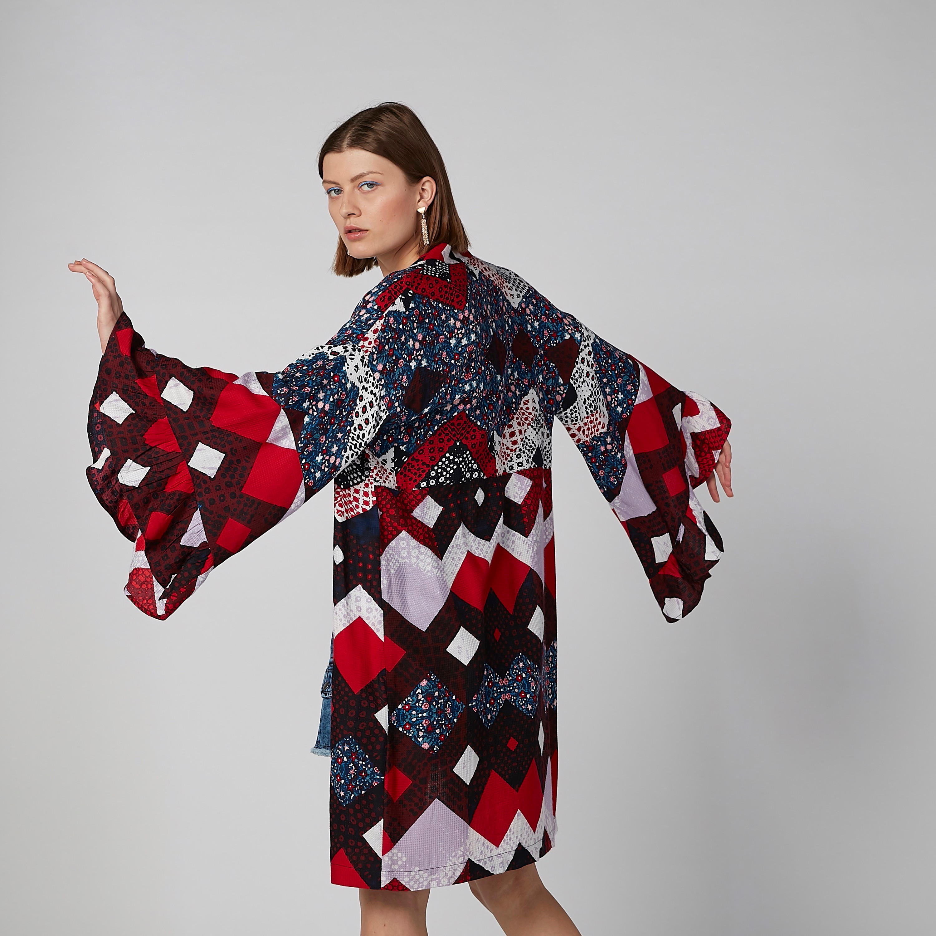 كارديجان بأكمام واسعة وطبعات-women-winterwear-cardigansandjumpers-cardigans-image-1
