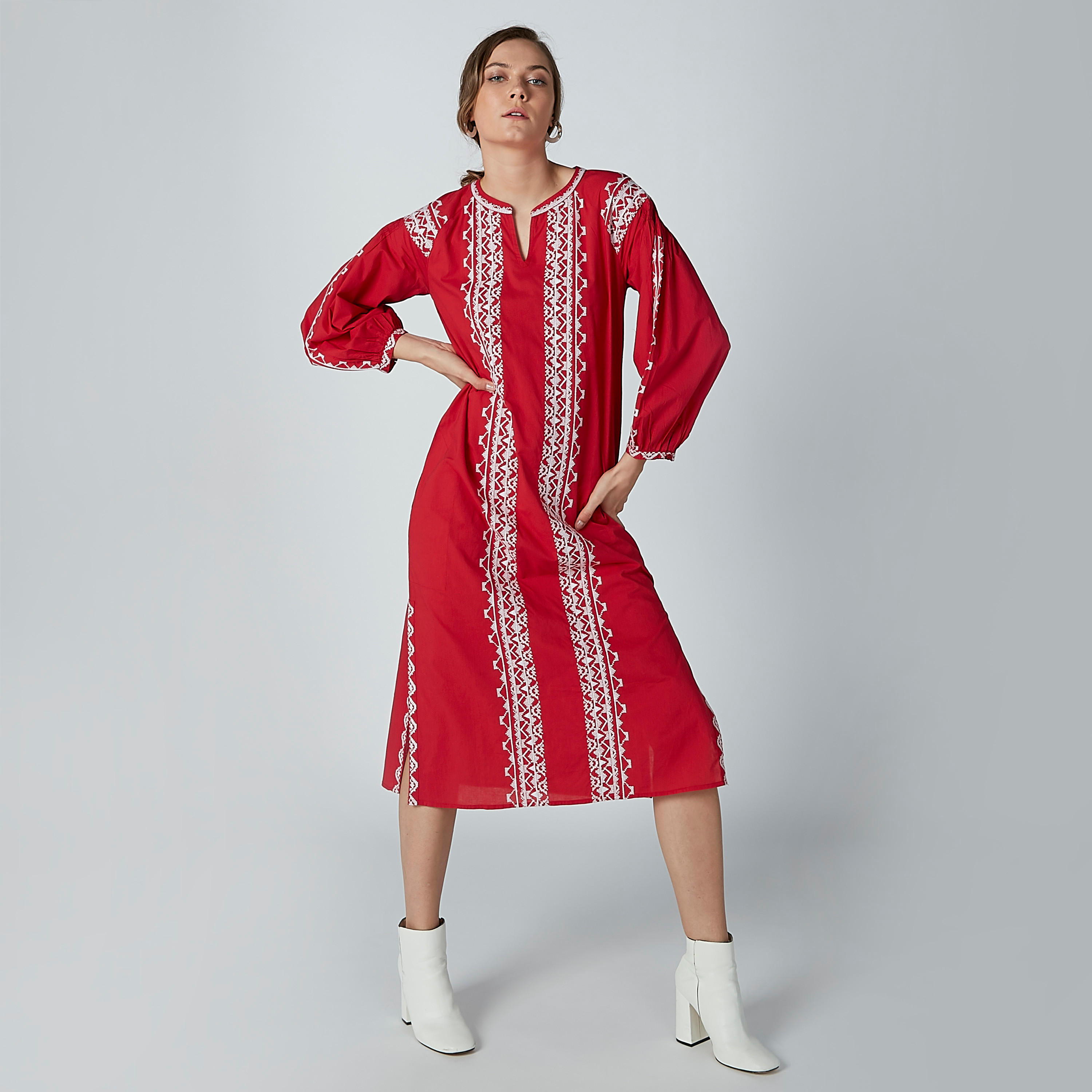 فستان مطرز متوسط الطول بأكمام طويلة وجيوب-women-clothing-dresses-image-1