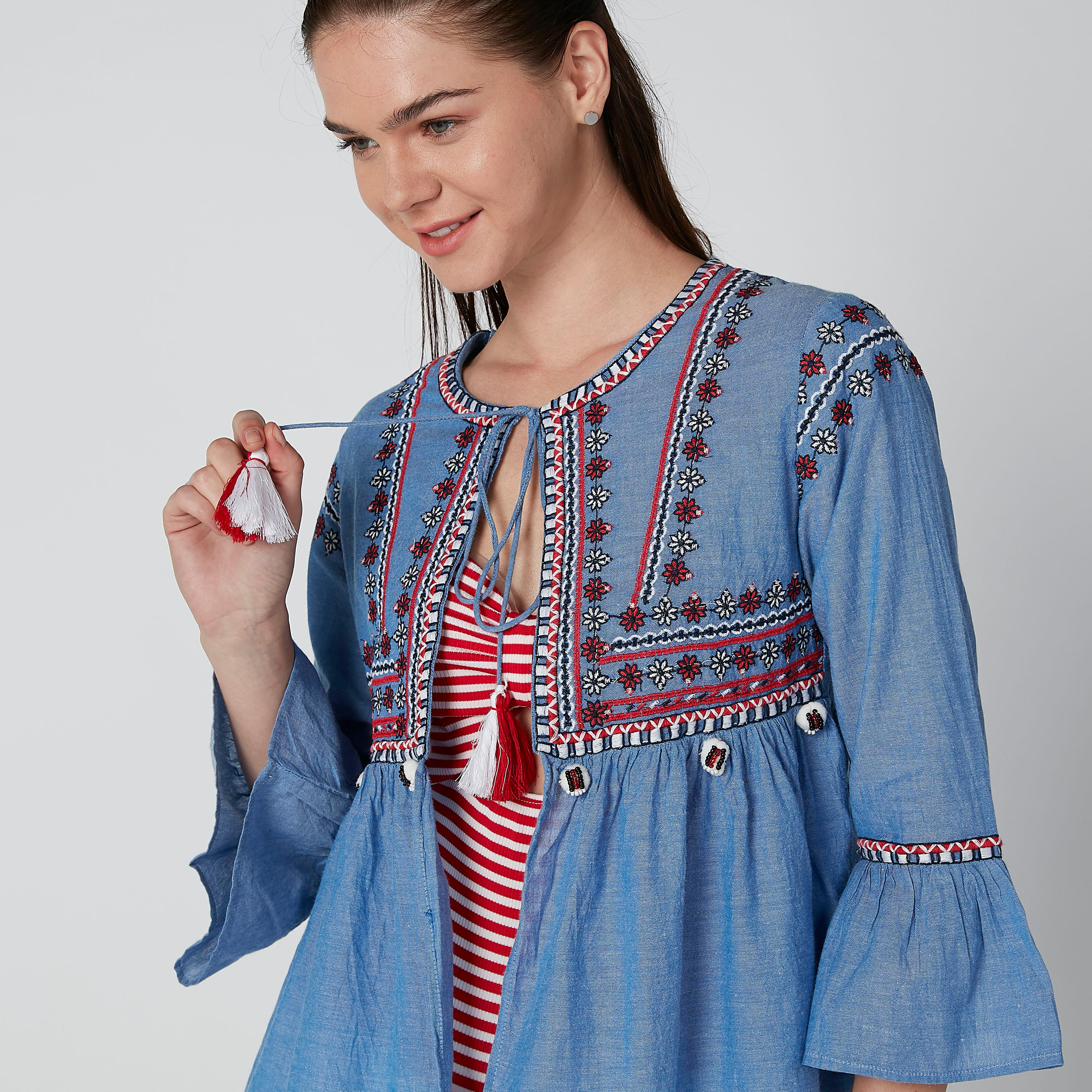 سترة مطرّزة بأربطة-women-winterwear-cardigansandjumpers-cardigans-image-2