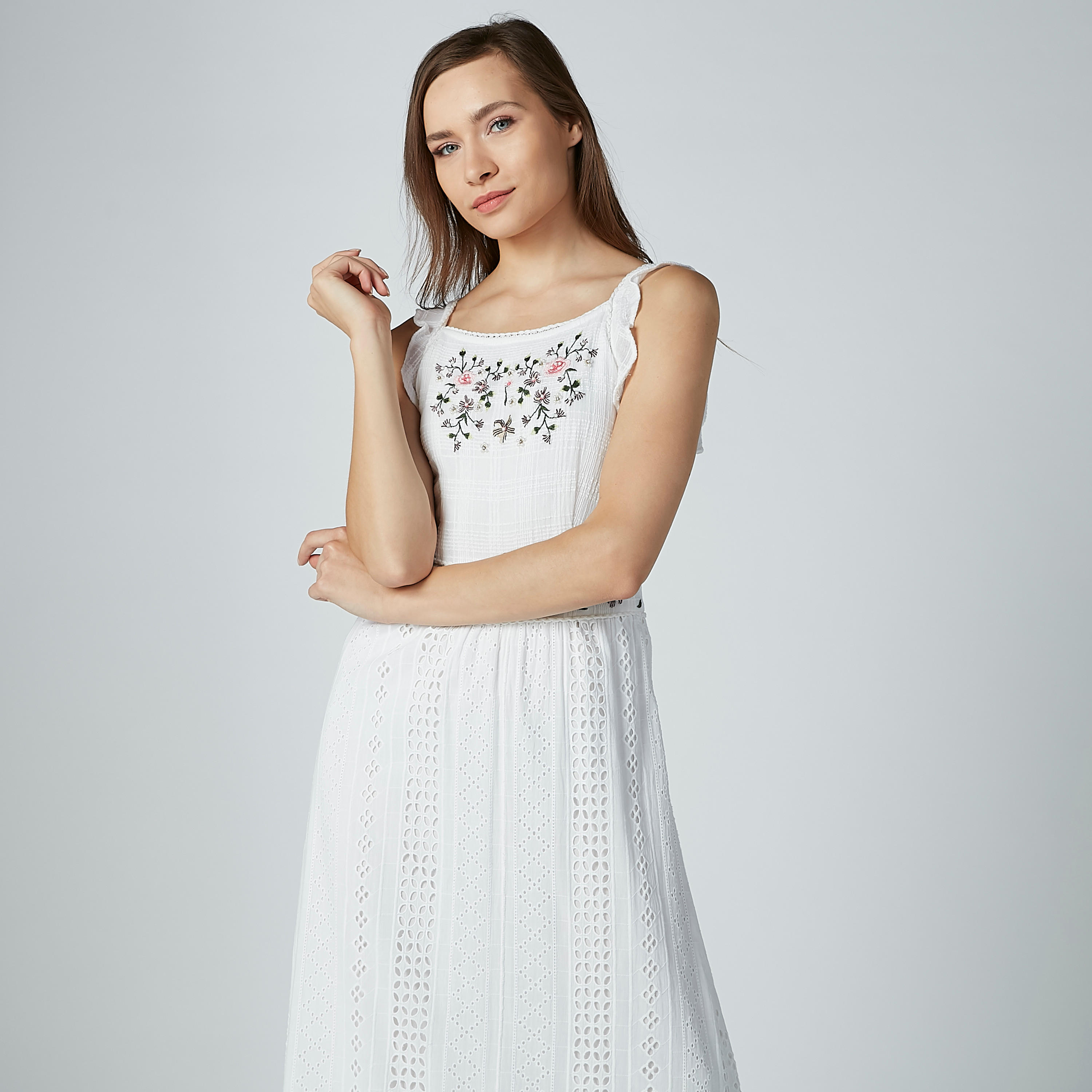 فستان طويل إيه لاين مطرز دون أكمام-women-clothing-dresses-image-2