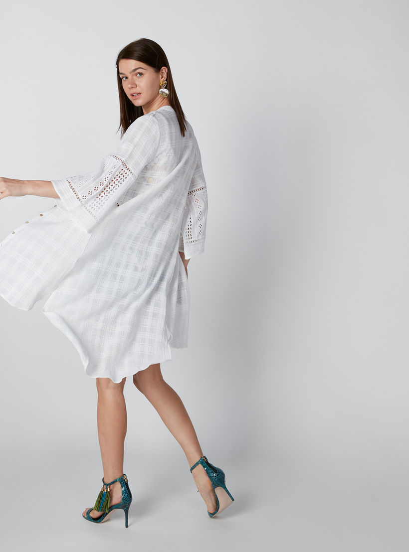 قميص كاروهات طويل بياقة ماندارين وتفاصيل دانتيل-women-clothing-shirtsandblouses-blouses-image-2