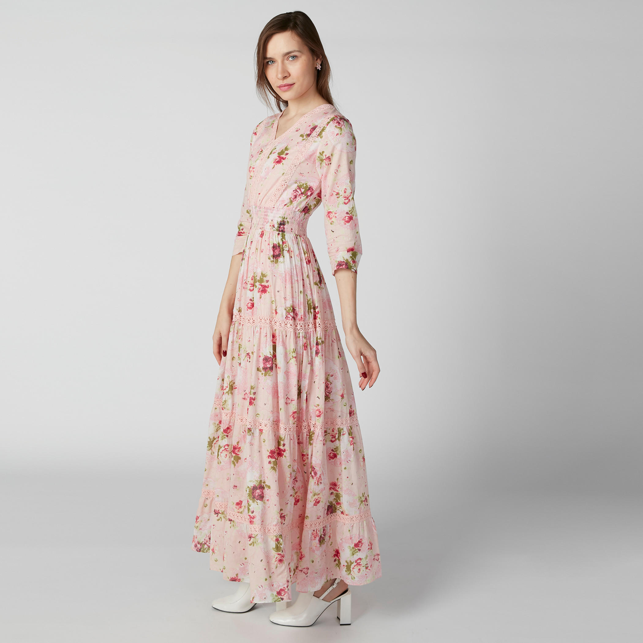 فستان طويل بأكمام 3/4 وتفاصيل دانتيل وطبعات زهرية-women-clothing-dresses-image-4