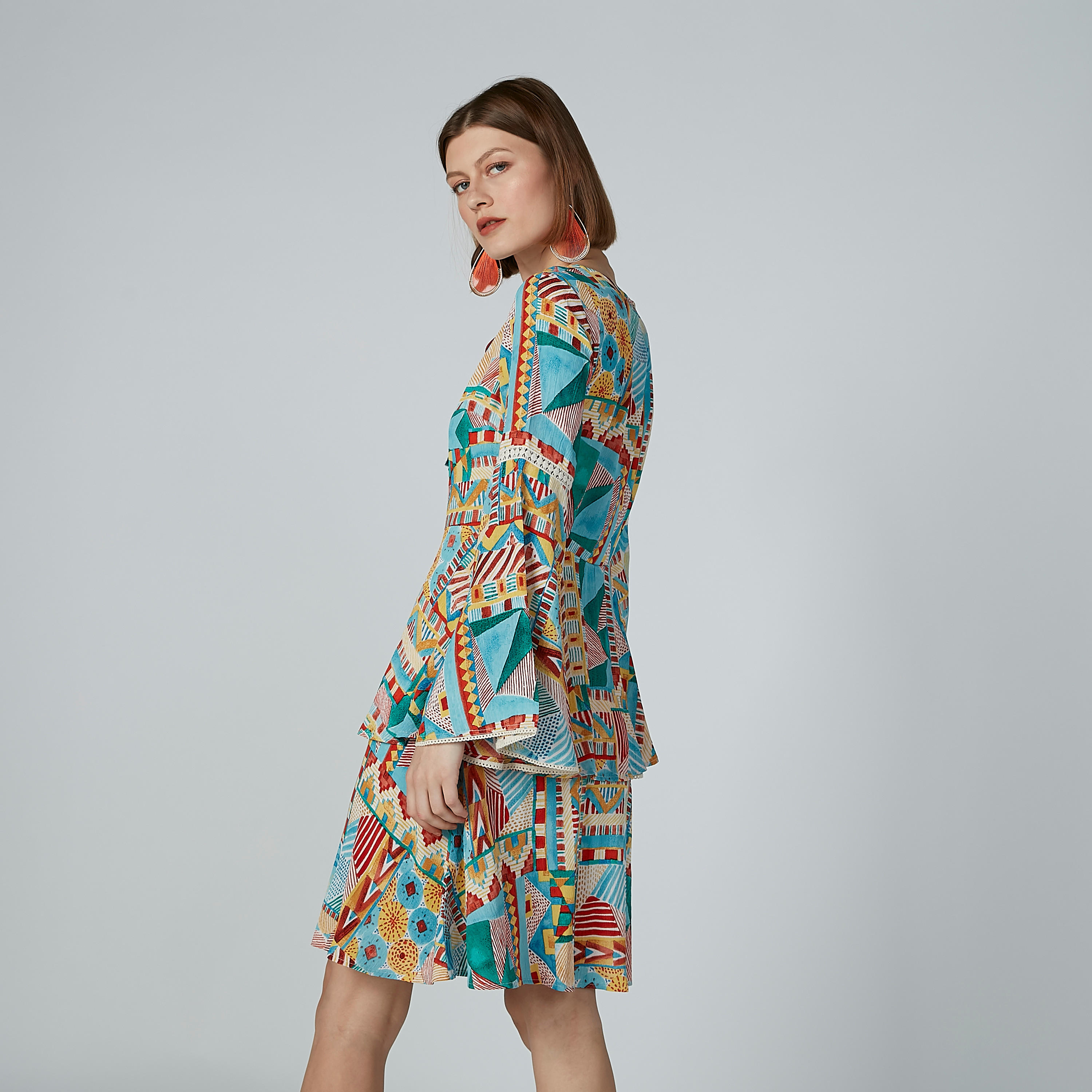 تونيك بياقة مستديرة وأكمام واسعة وطبعات-women-clothing-shirtsandblouses-blouses-image-6