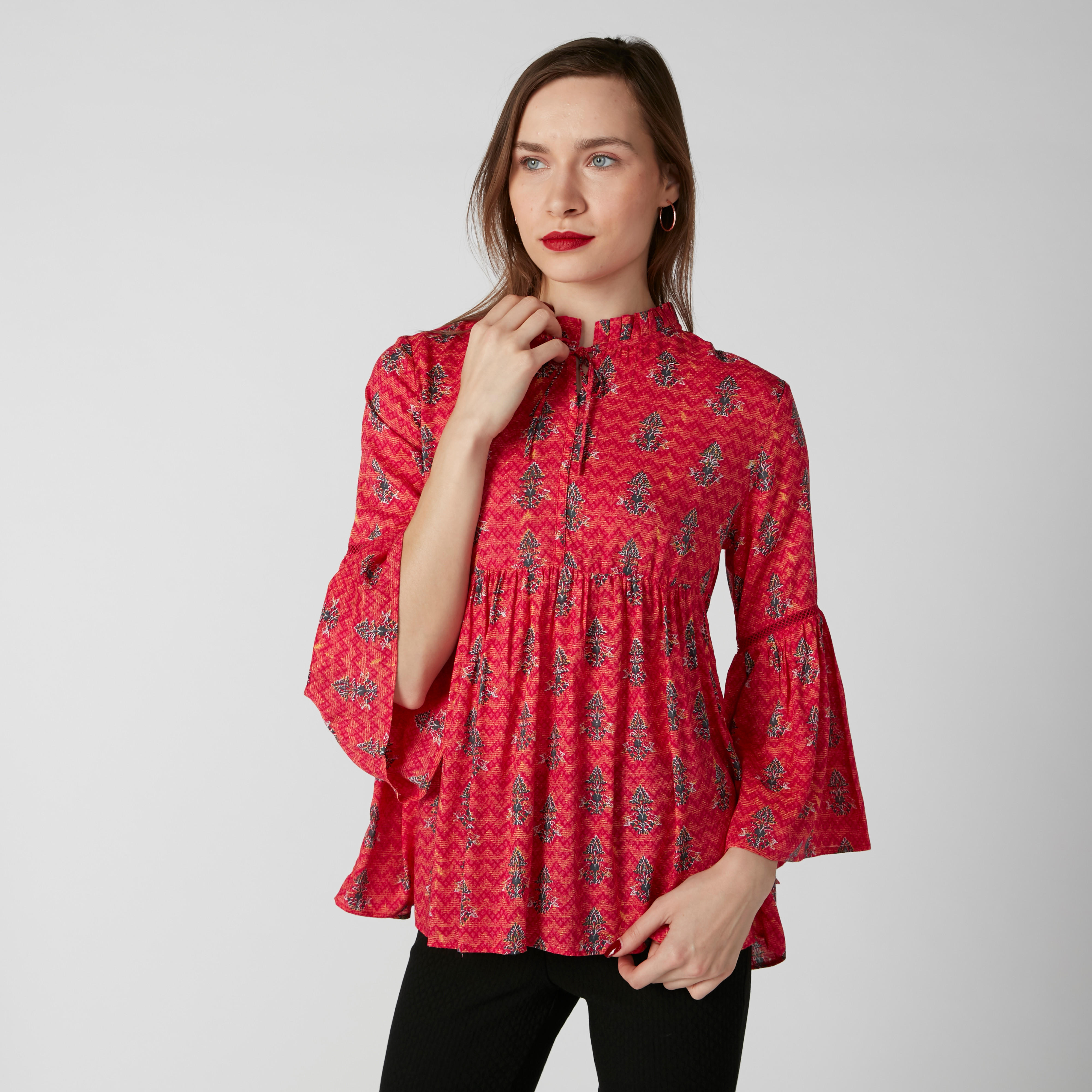 بلوزة بأكمام واسعة وأربطة وطبعات-women-clothing-shirtsandblouses-blouses-image-1