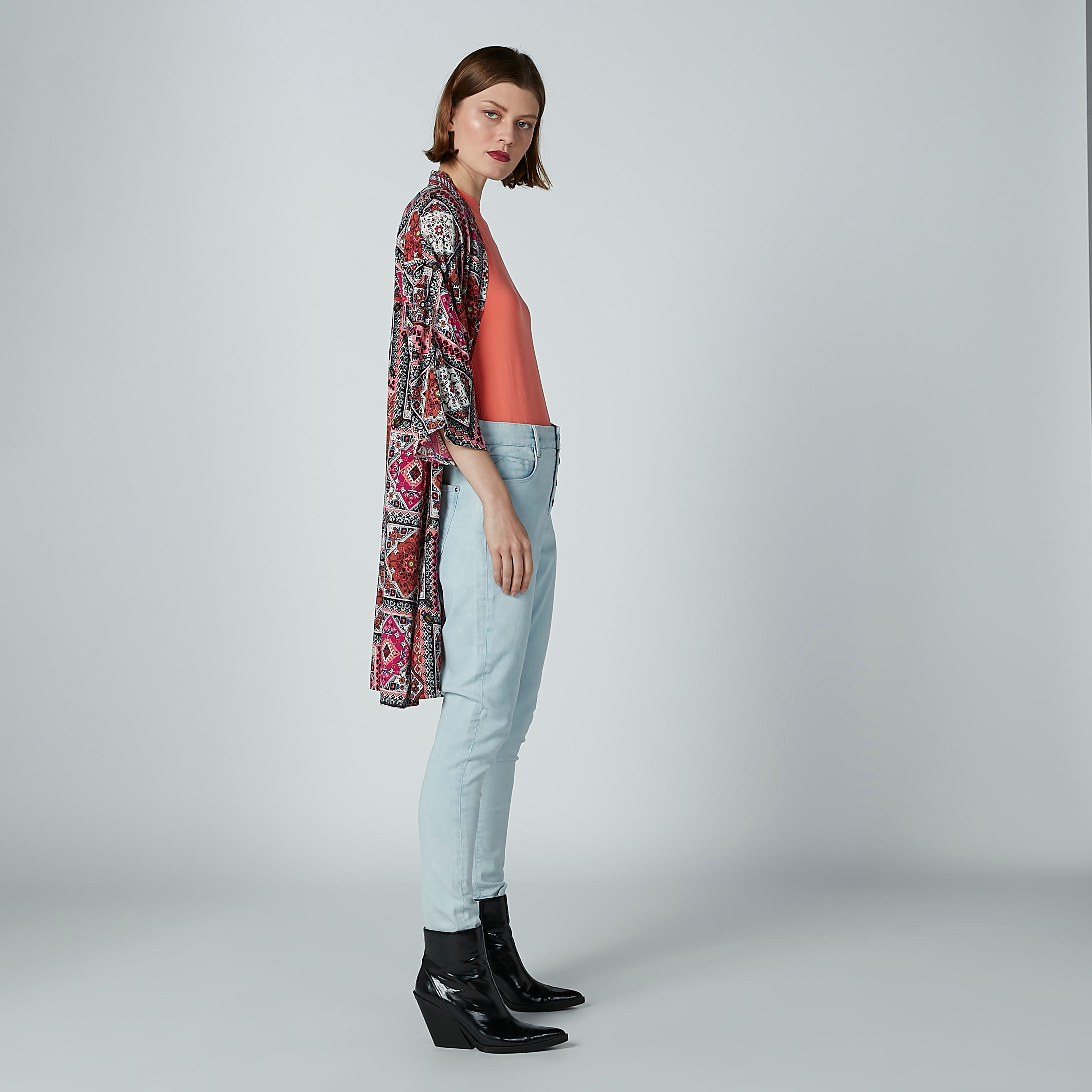 سترة بأكمام 3/4 وأربطة وطبعات-women-winterwear-cardigansandjumpers-cardigans-image-4