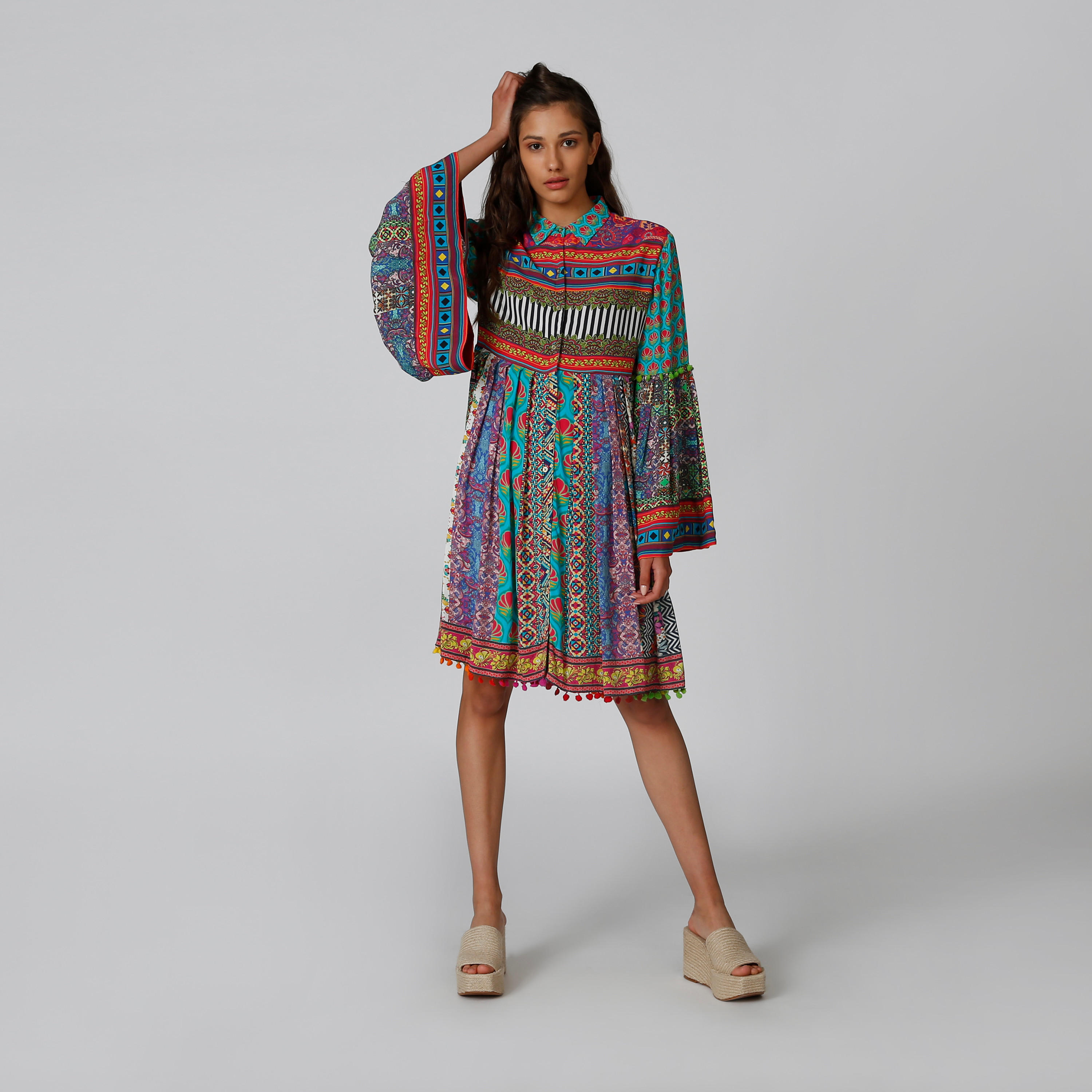 فستان قميص ميدي بياقة عاديّة وأكمام واسعة وطبعات-women-clothing-dresses-image-3