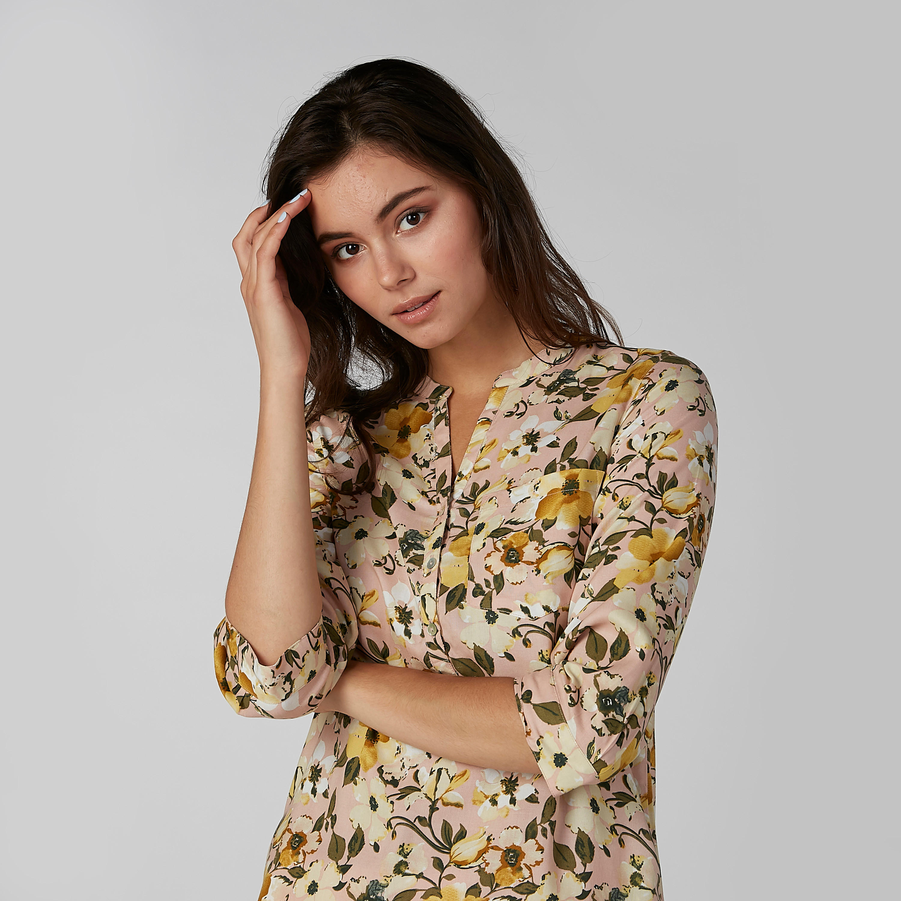 بلوزة مستدامة بياقة ماندارين وأكمام 3/4 وطبعات -women-clothing-shirtsandblouses-blouses-image-4