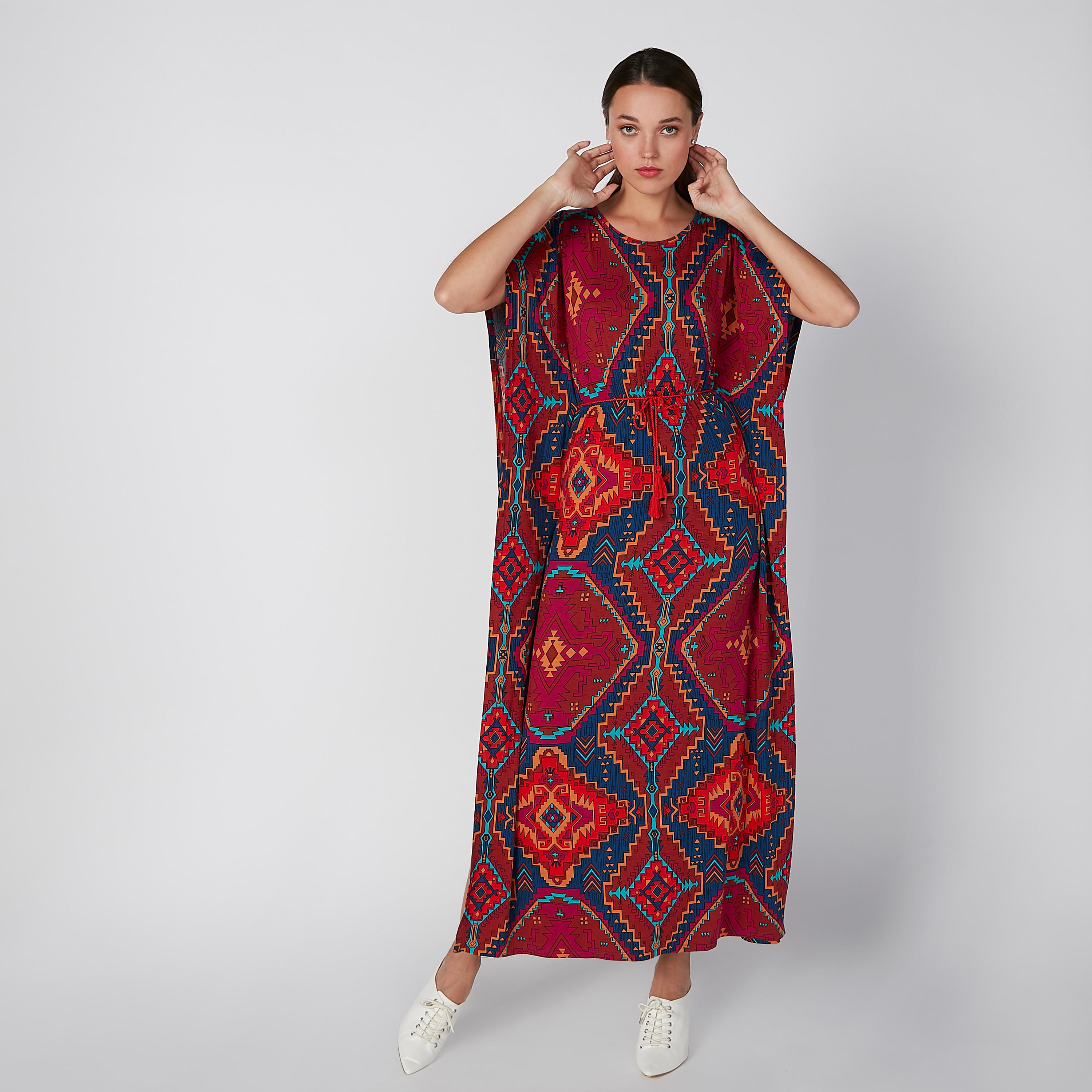 فستان قفطان مستدام طويل مكشوف الأكتاف بياقة مستديرة وطبعات -women-clothing-dresses-image-1
