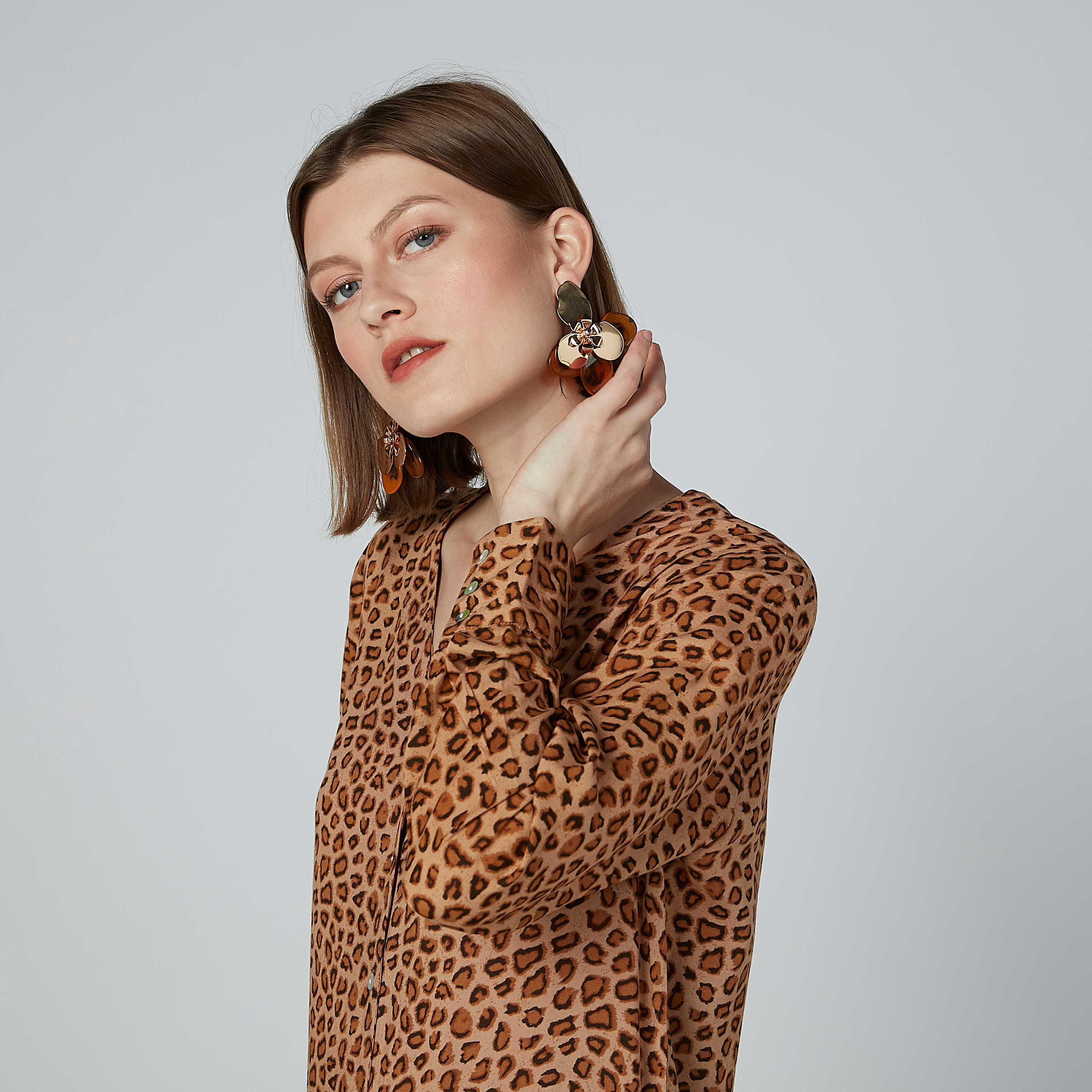 تونيك بياقة V وأكمام طويلة وطبعات حيوانات-women-clothing-shirtsandblouses-blouses-image-2
