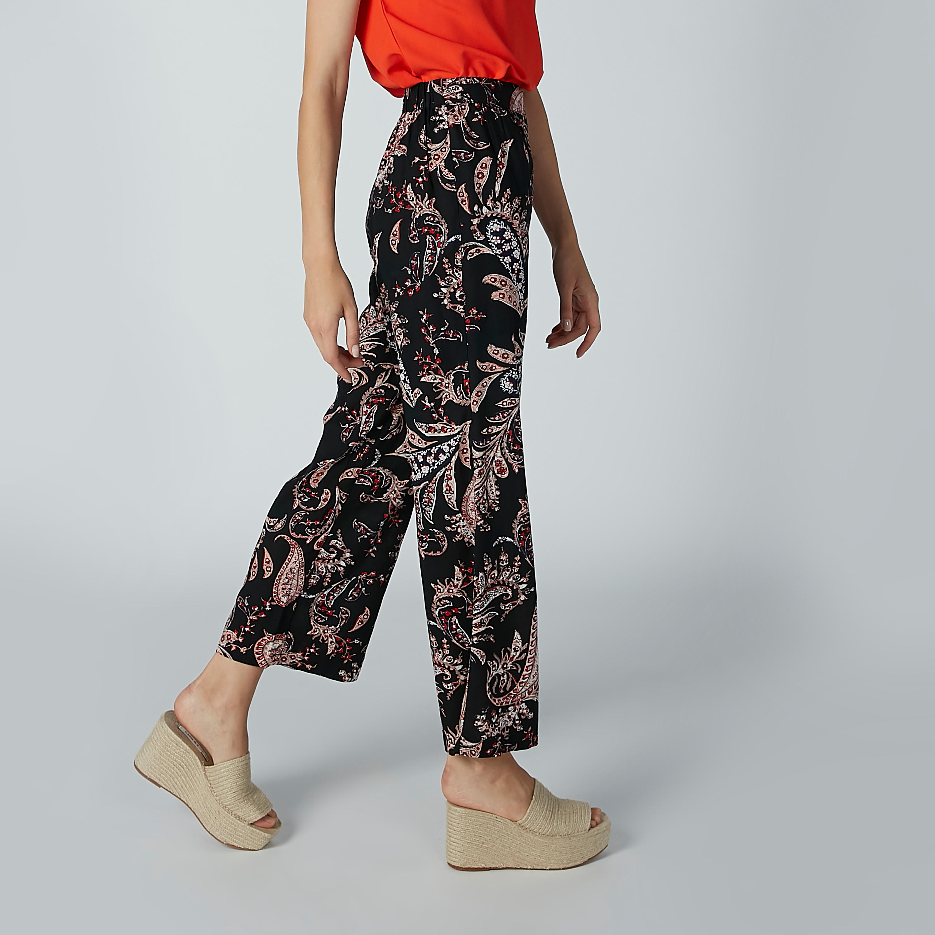 بنطال بالازو بخصر متوسط الارتفاع وجيوب وطبعات-women-clothing-bottoms-trousers-image-2